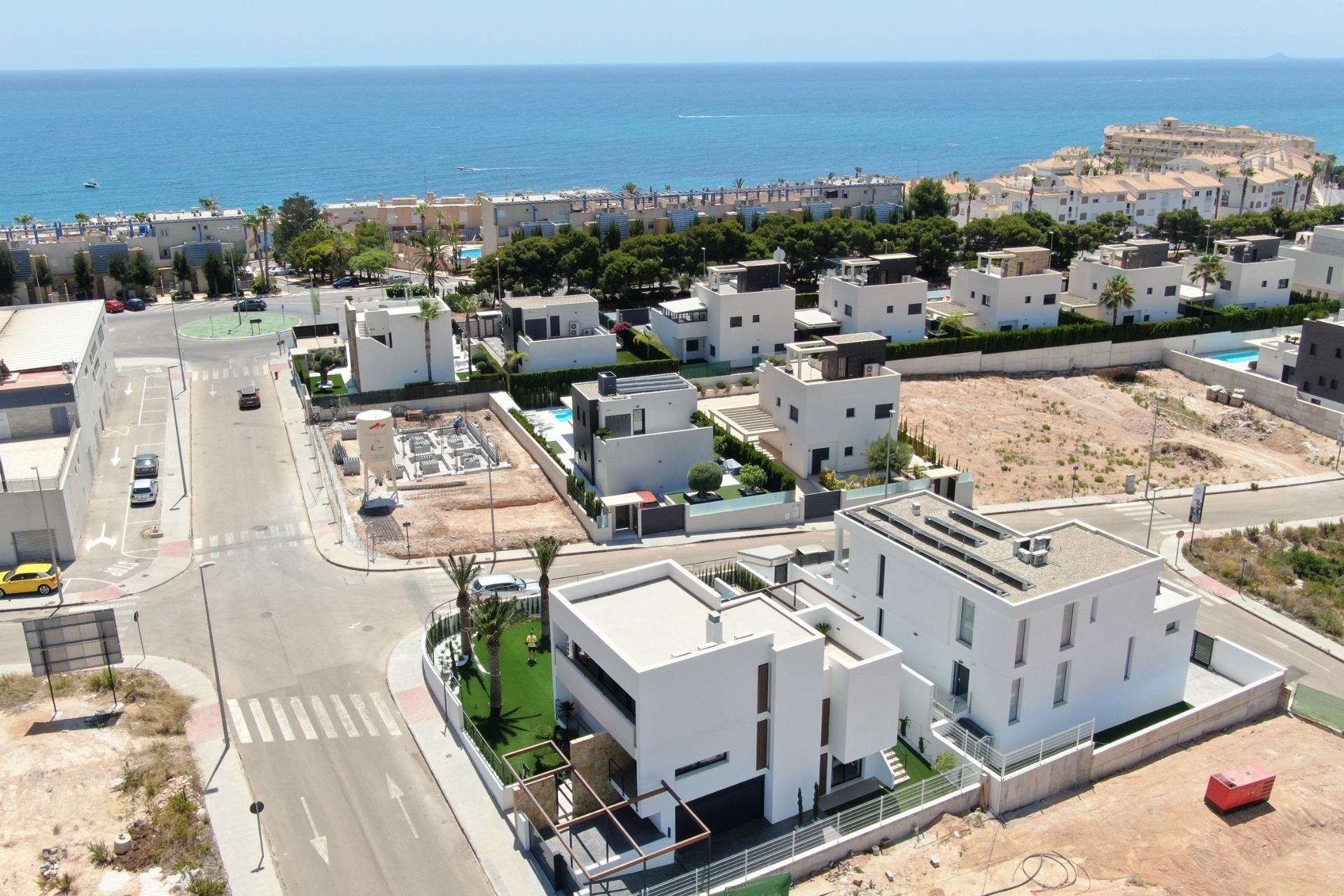 Rynek pierwotny - Willa -
Orihuela Costa - Campoamor