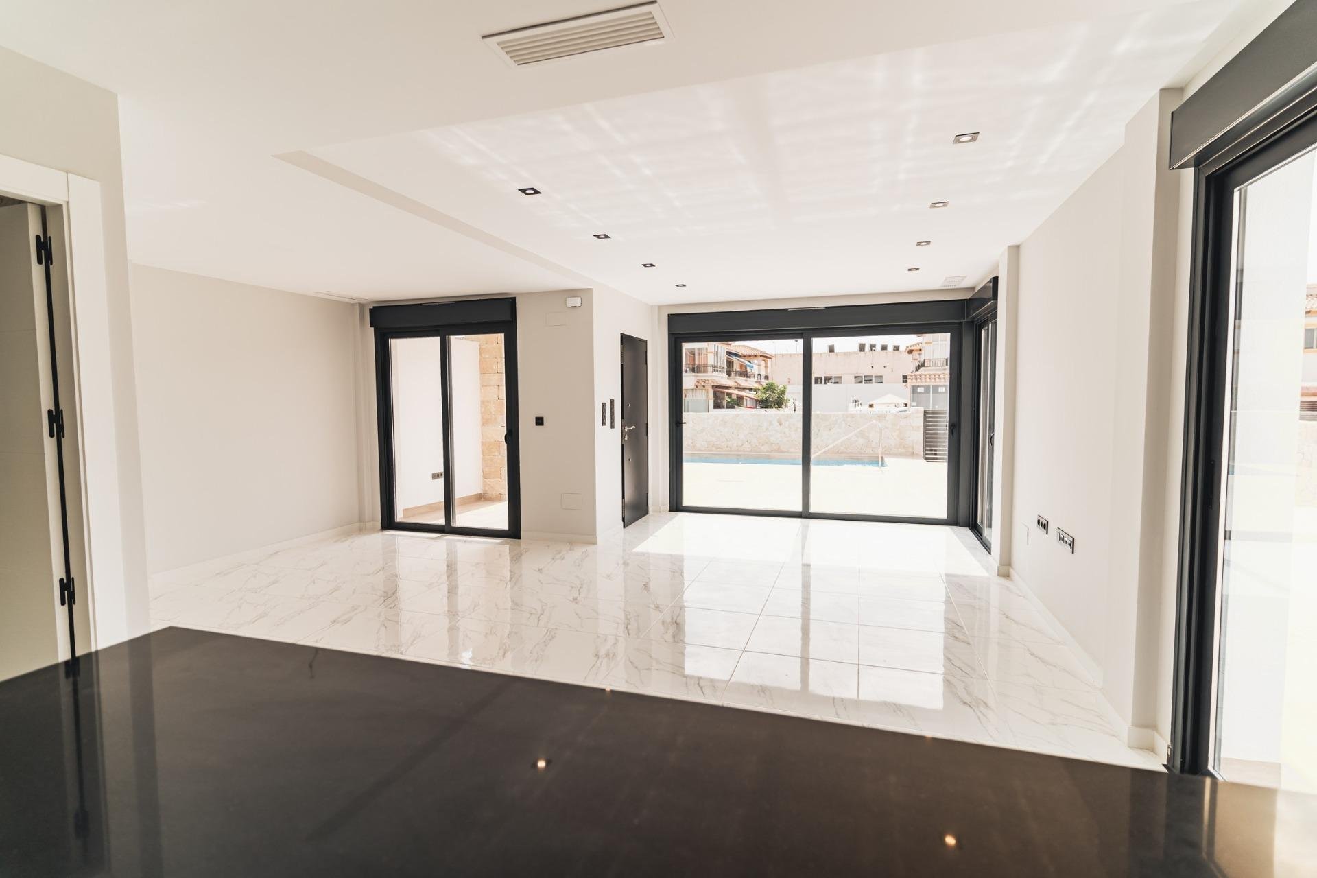 Rynek pierwotny - Willa -
Orihuela Costa - Punta Prima