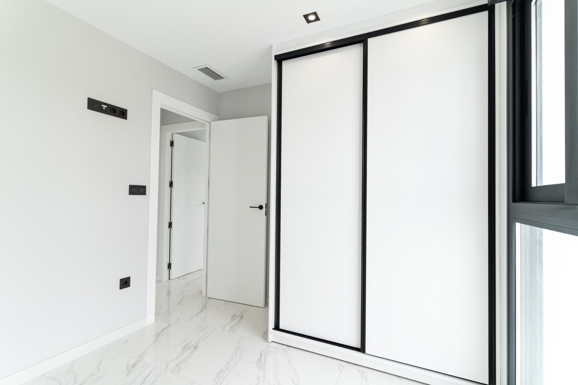 Rynek pierwotny - Willa -
Orihuela Costa - Punta Prima