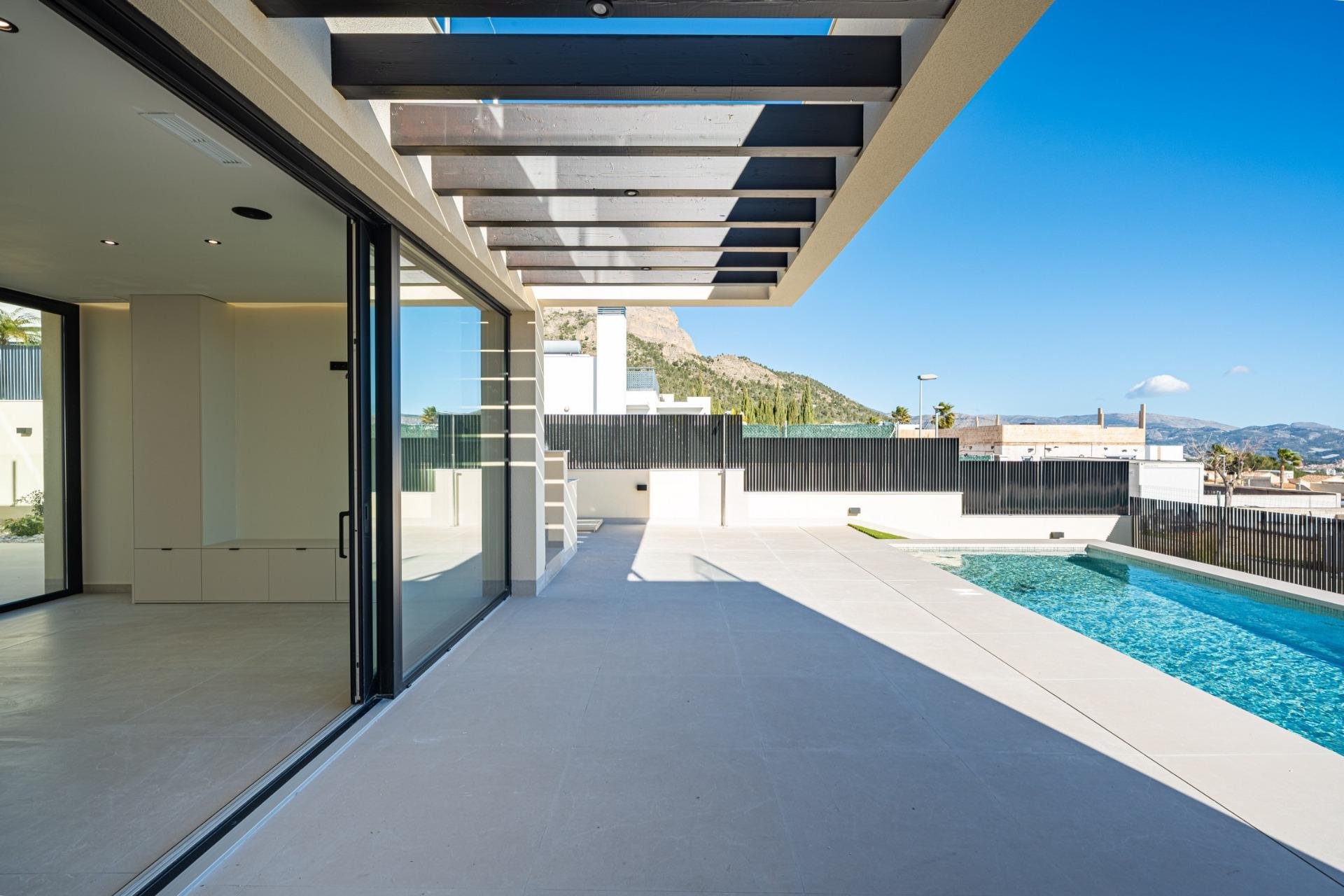 Rynek pierwotny - Willa -
Polop - La Alberca