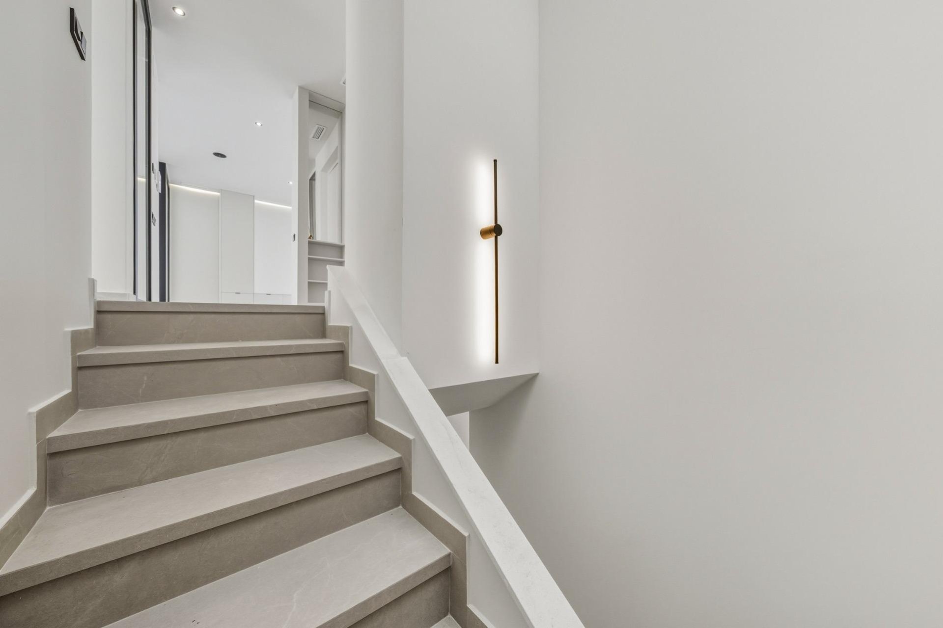 Rynek pierwotny - Willa -
Polop - La Alberca