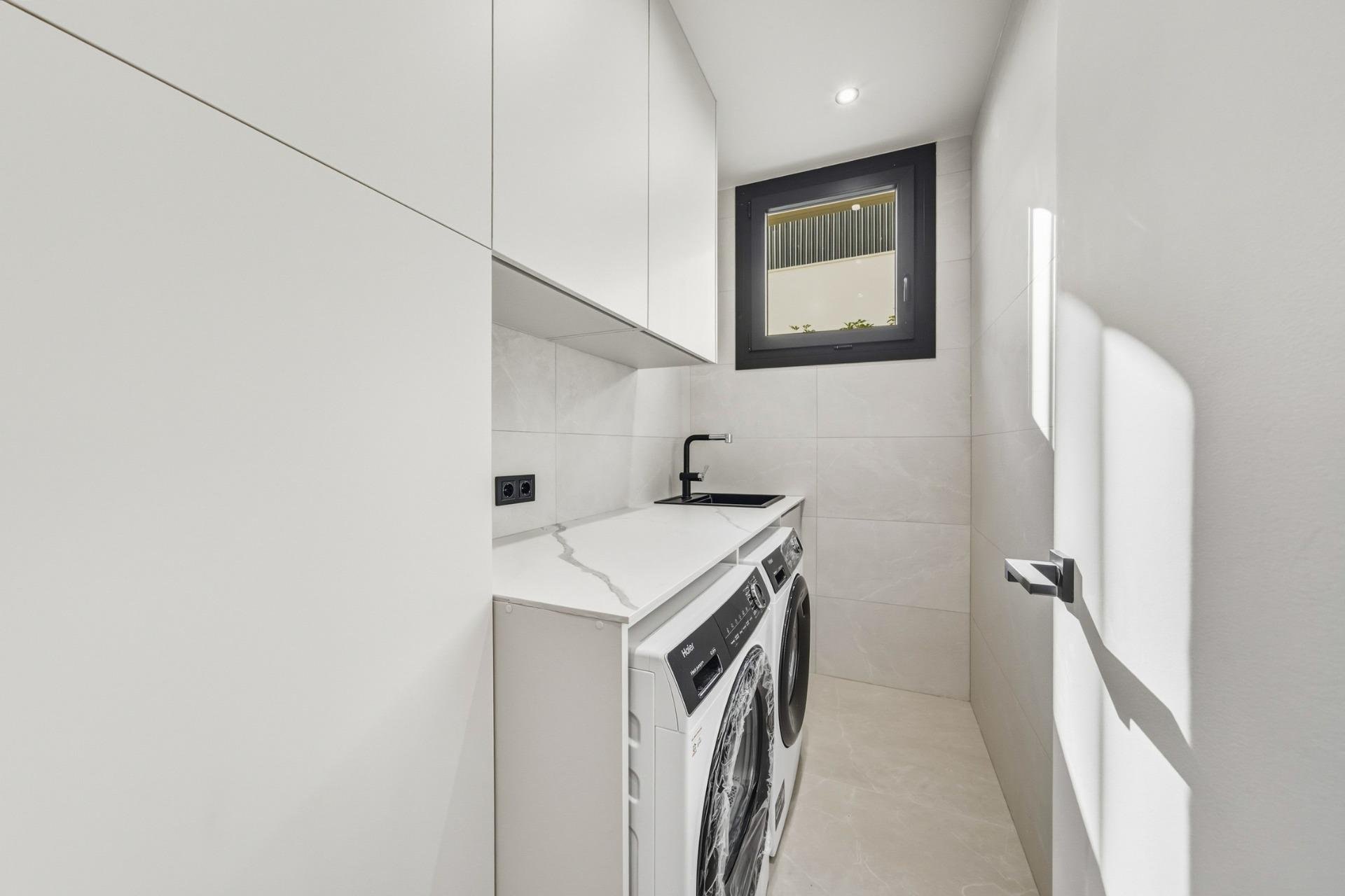 Rynek pierwotny - Willa -
Polop - La Alberca