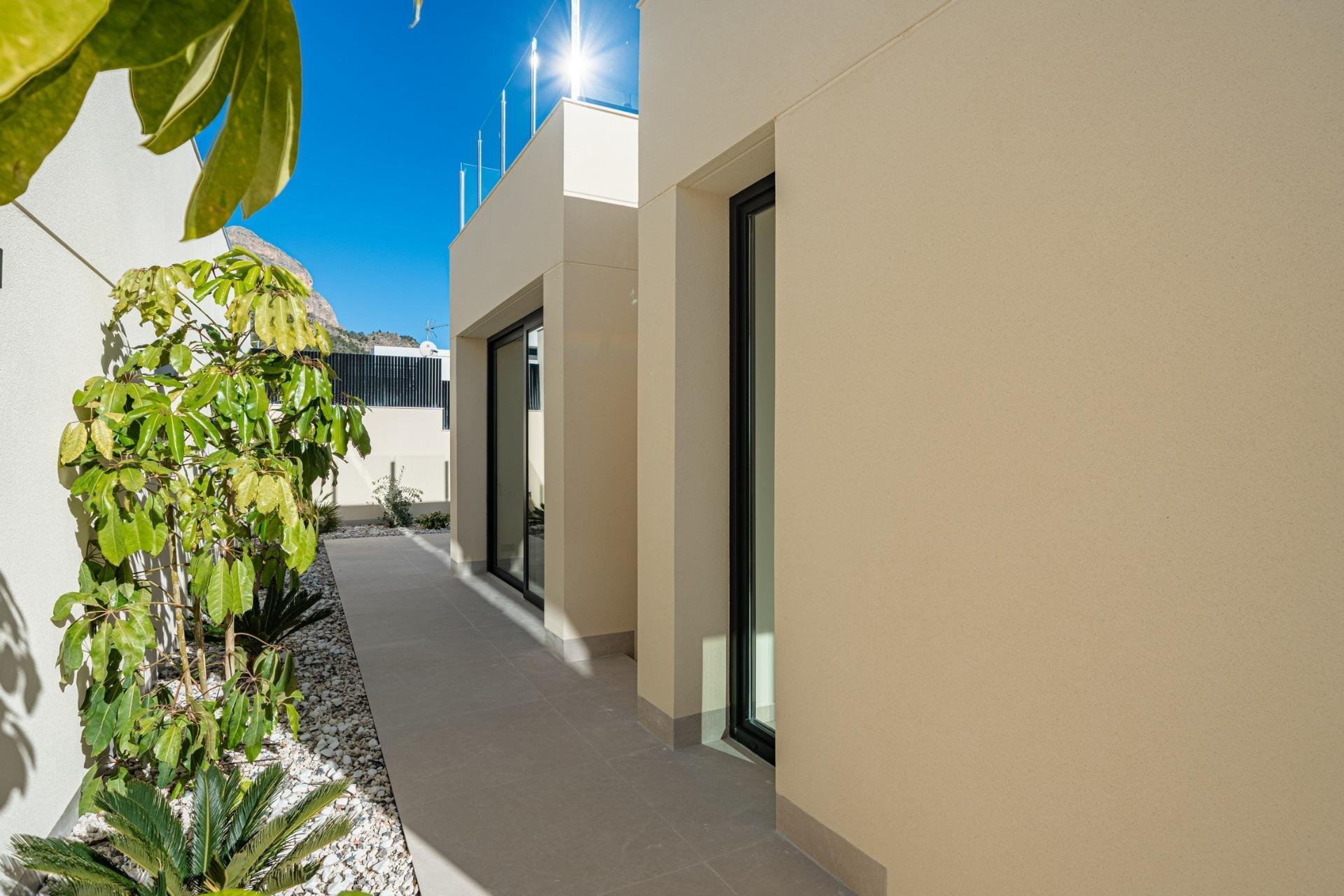 Rynek pierwotny - Willa -
Polop - La Alberca