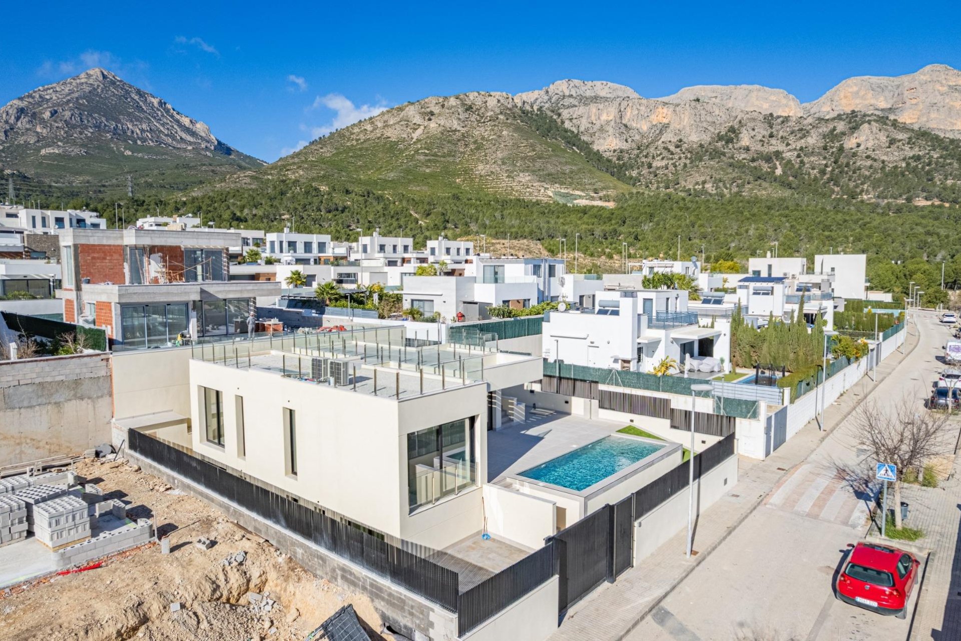 Rynek pierwotny - Willa -
Polop - La Alberca