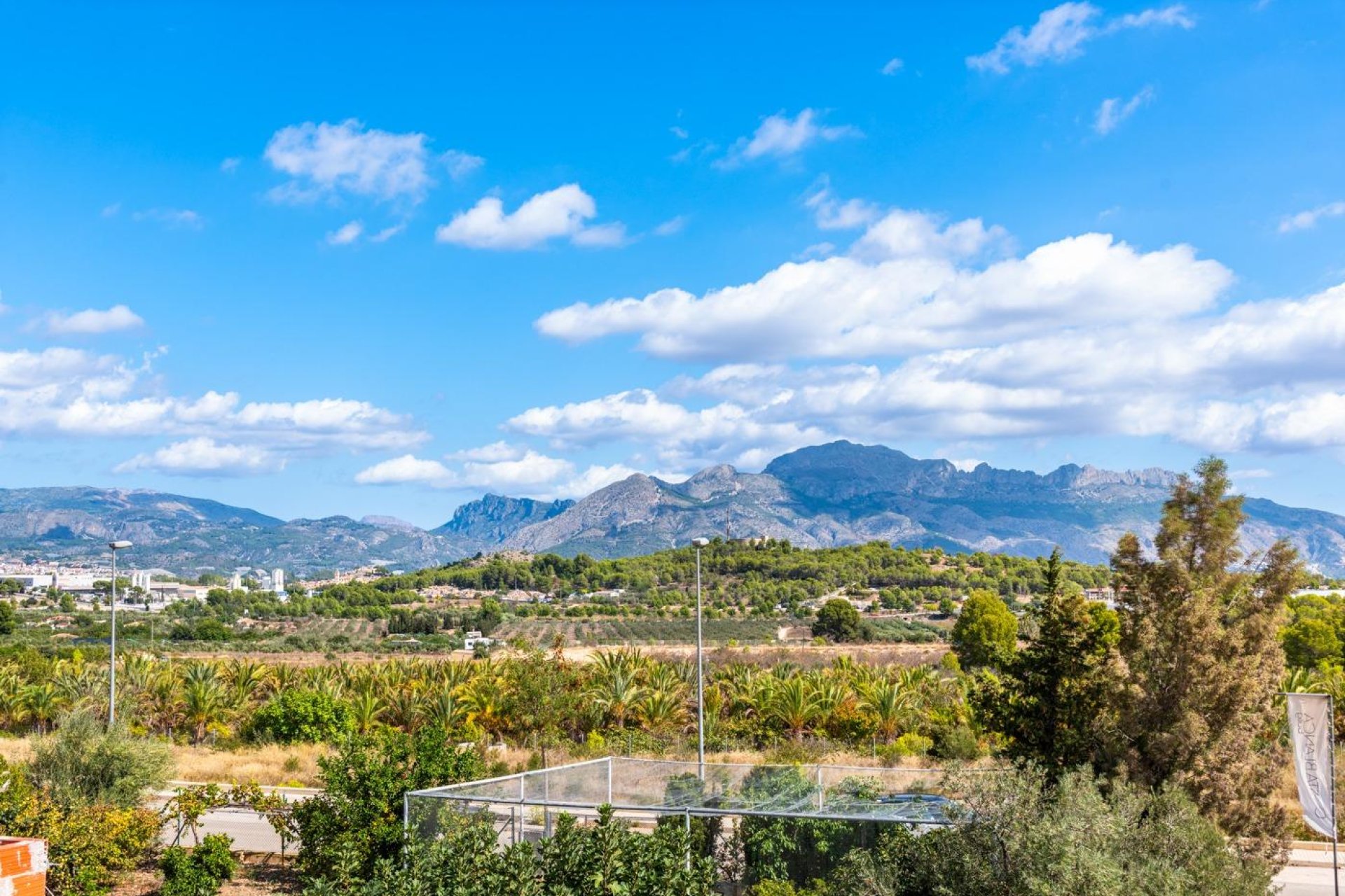 Rynek pierwotny - Willa -
Polop - Novapolop