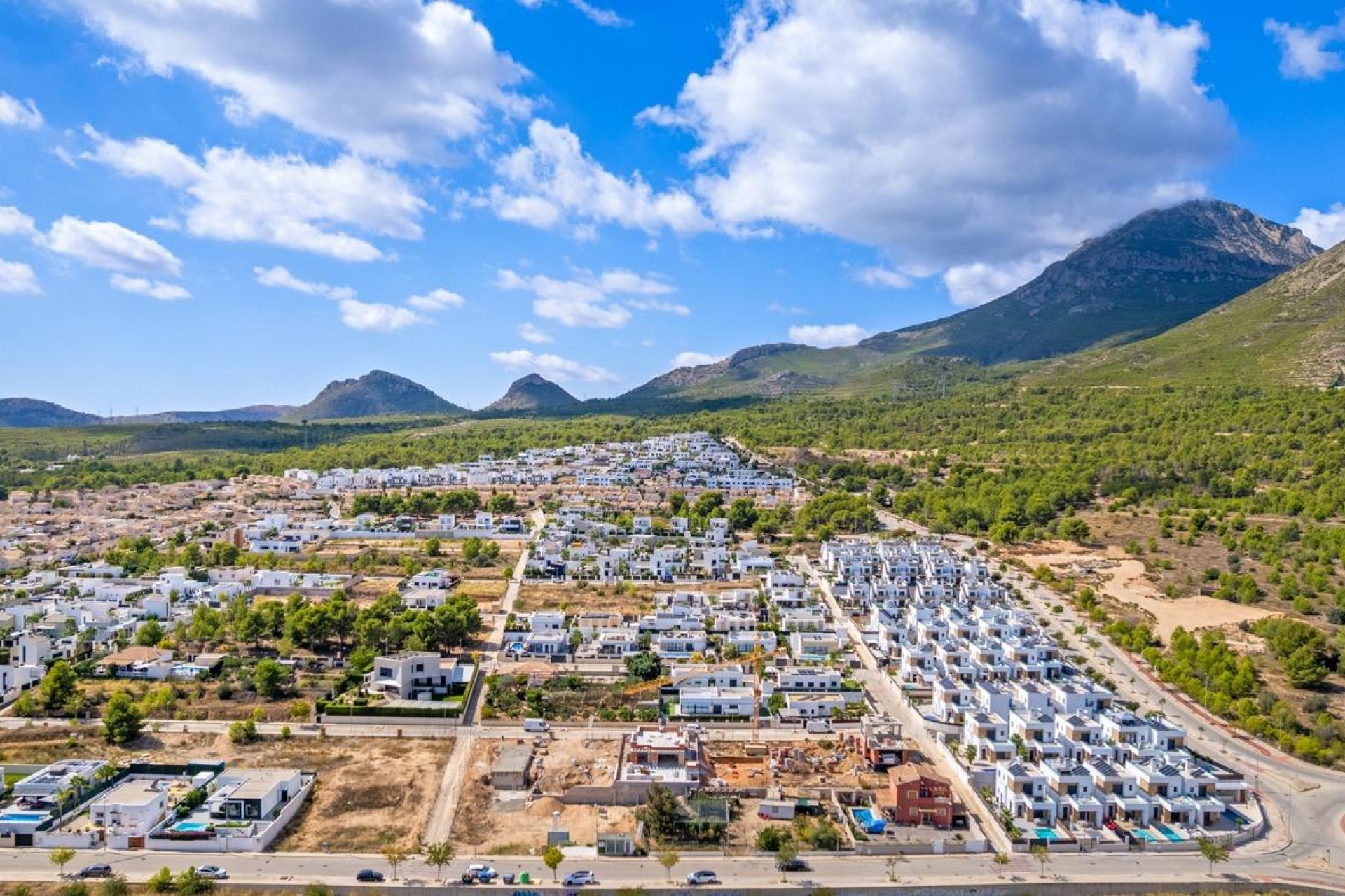 Rynek pierwotny - Willa -
Polop - Novapolop