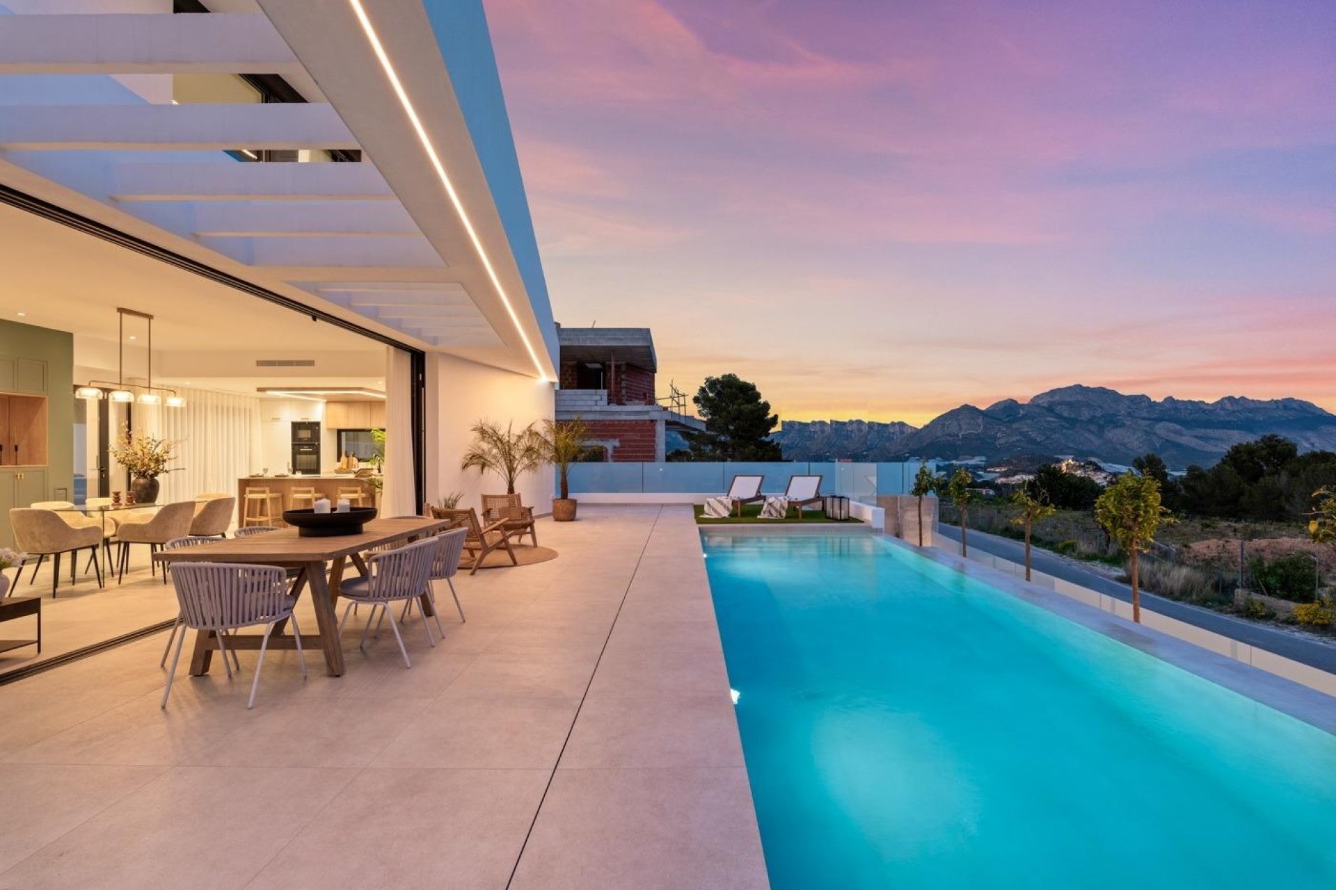 Rynek pierwotny - Willa -
Polop - Urbanizaciones