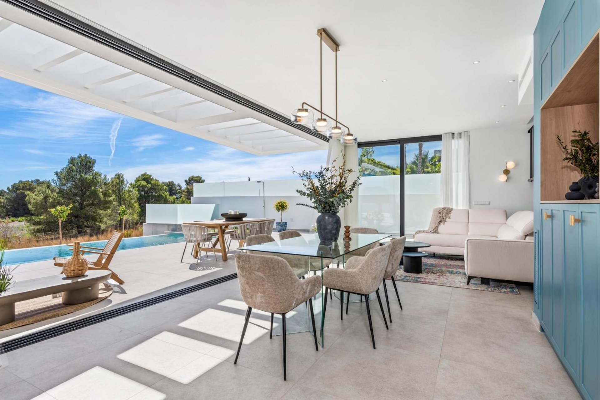 Rynek pierwotny - Willa -
Polop - Urbanizaciones