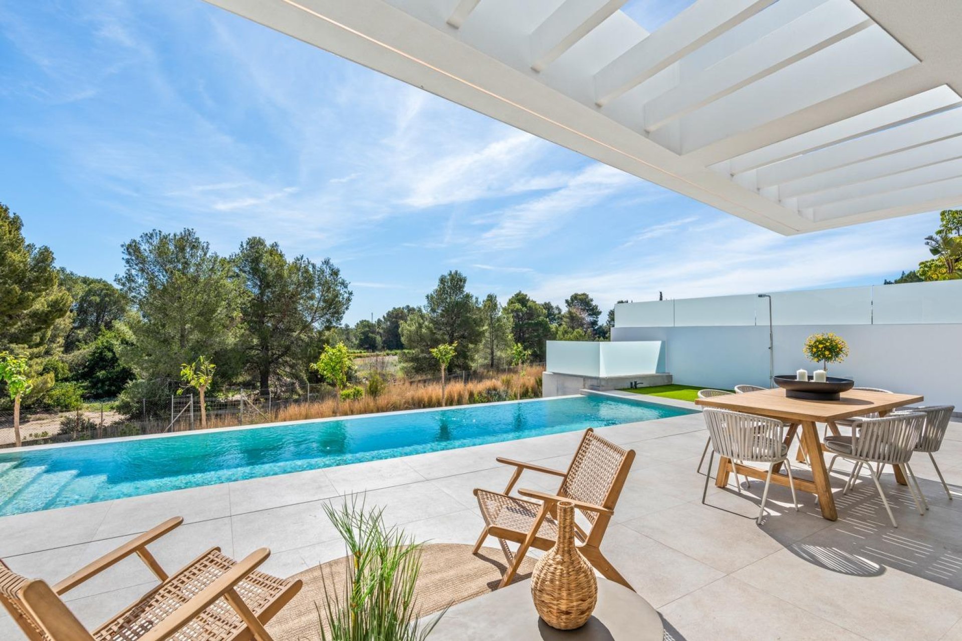 Rynek pierwotny - Willa -
Polop - Urbanizaciones