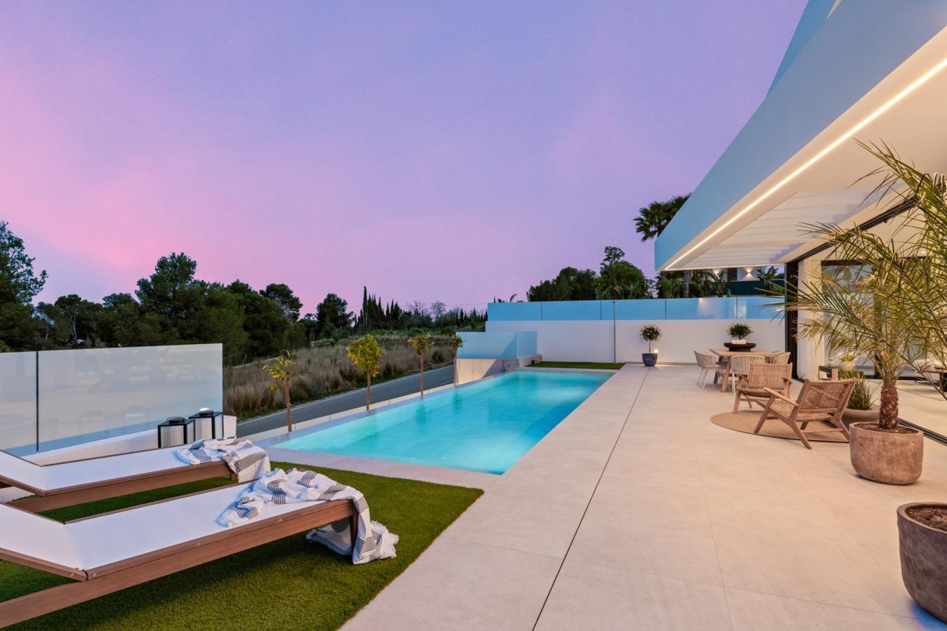 Rynek pierwotny - Willa -
Polop - Urbanizaciones