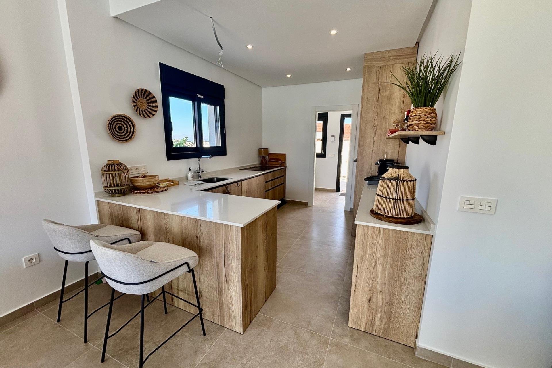 Rynek pierwotny - Willa -
Rafal - polideportivo