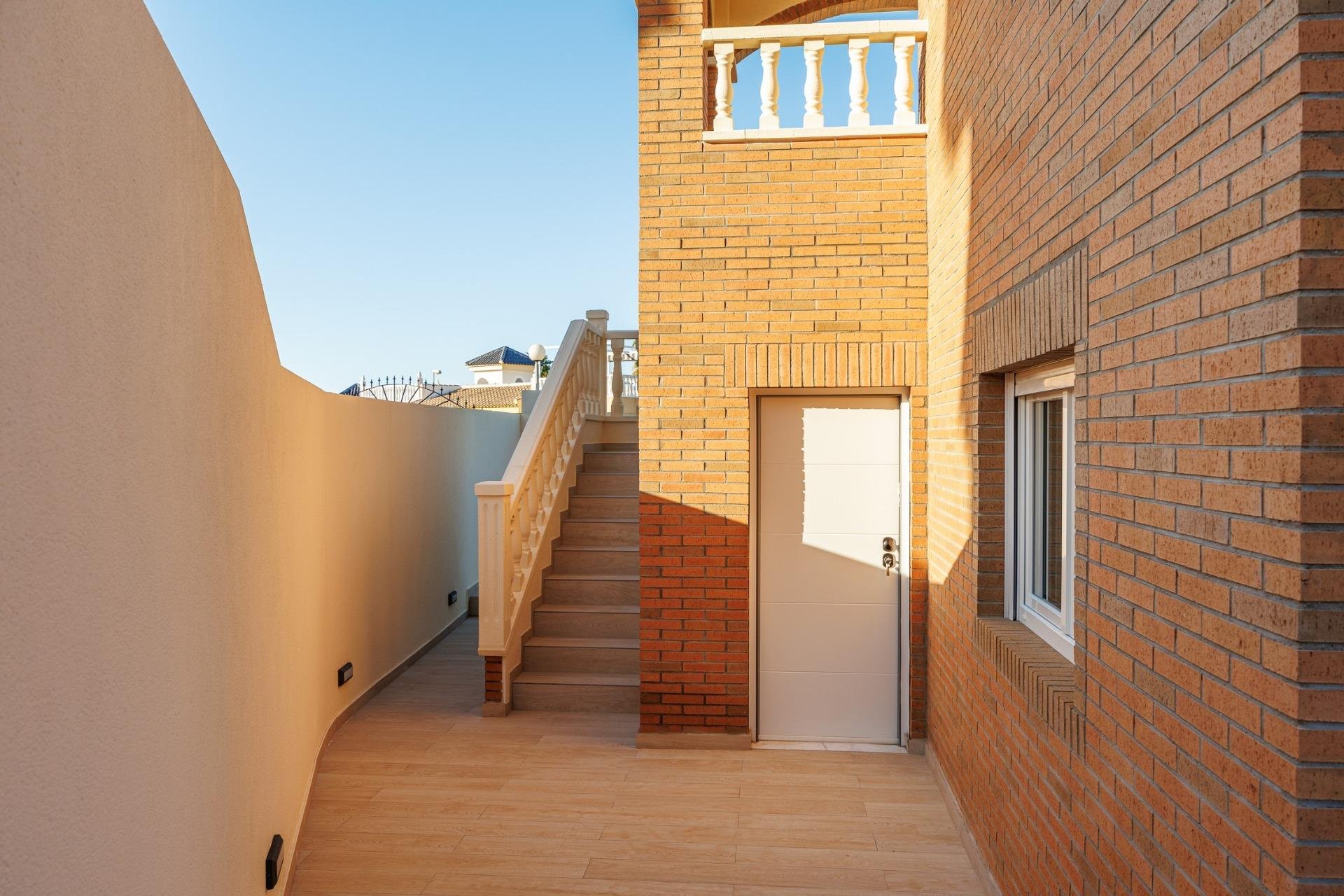 Rynek pierwotny - Willa -
Rojales - Ciudad Quesada