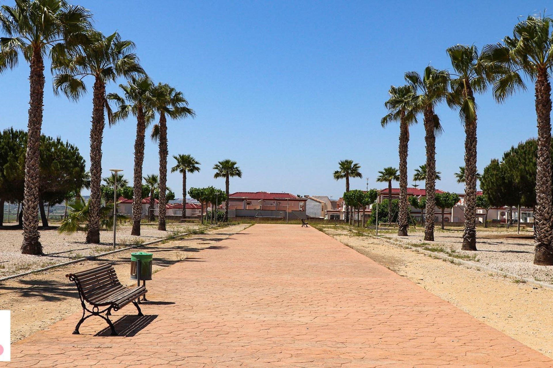 Rynek pierwotny - Willa -
San Fulgencio - La Escuera