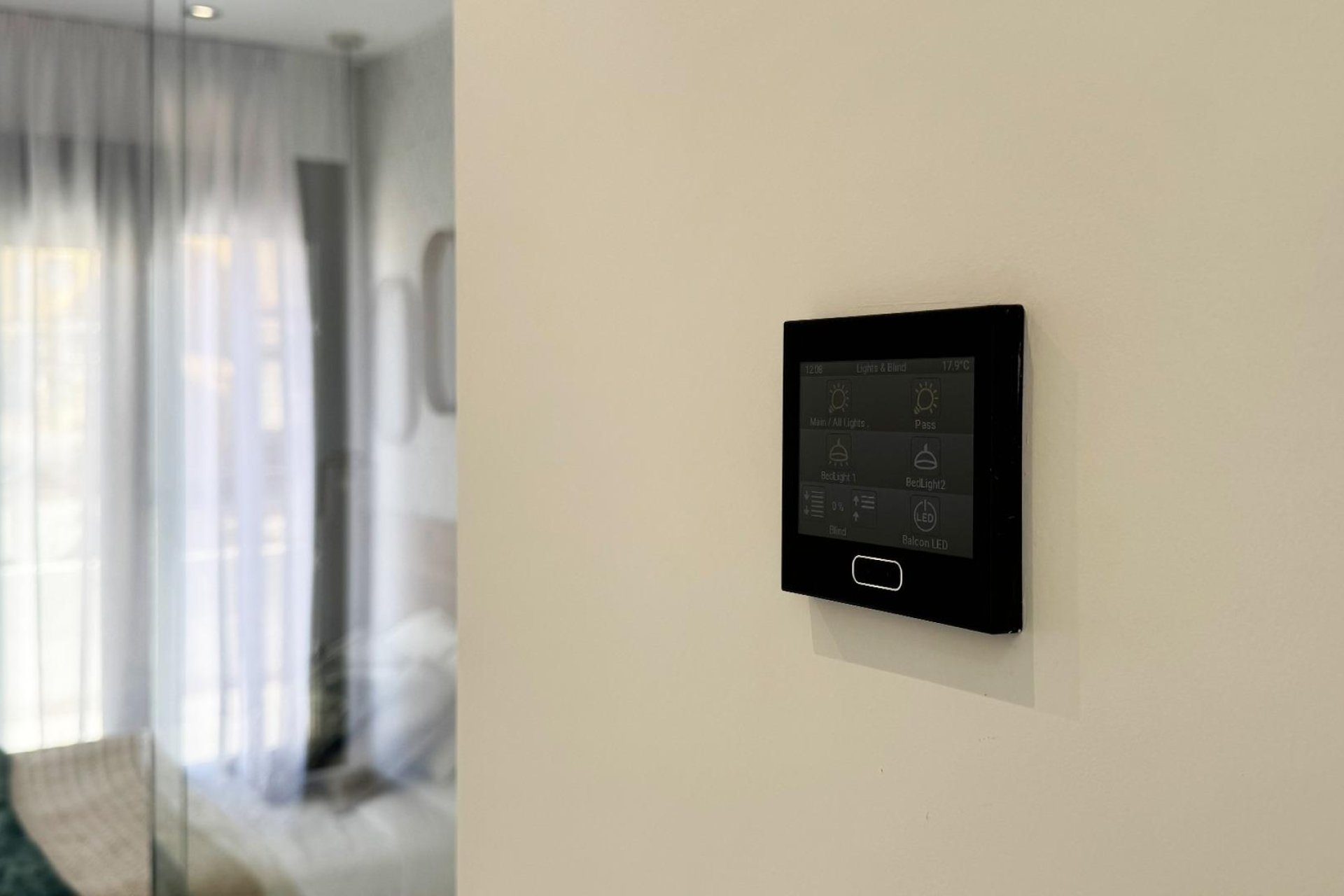 Rynek pierwotny - Willa -
San Miguel de Salinas - BLUE LAGOON