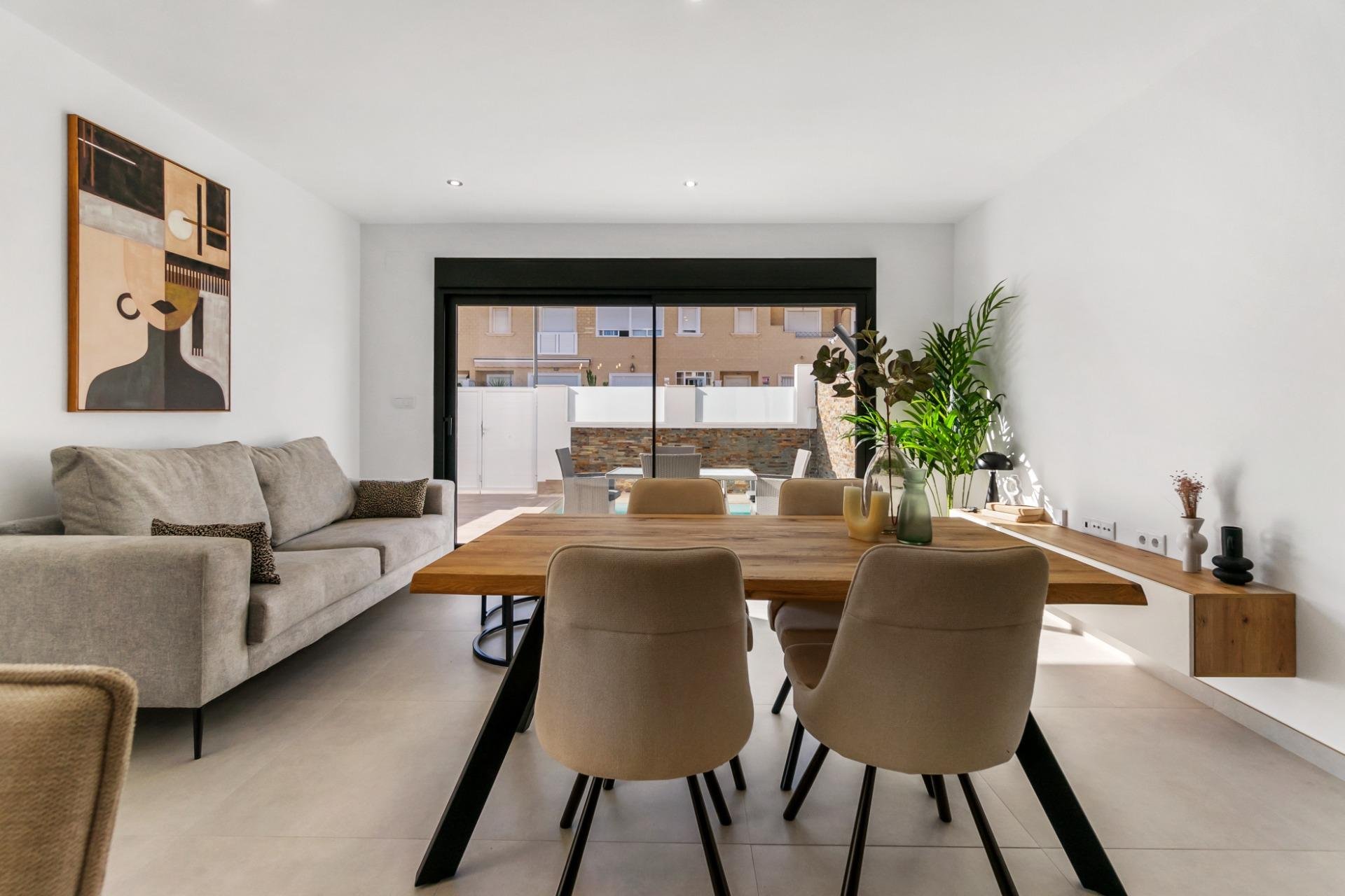 Rynek pierwotny - Willa -
San Pedro del Pinatar - Polideportivo