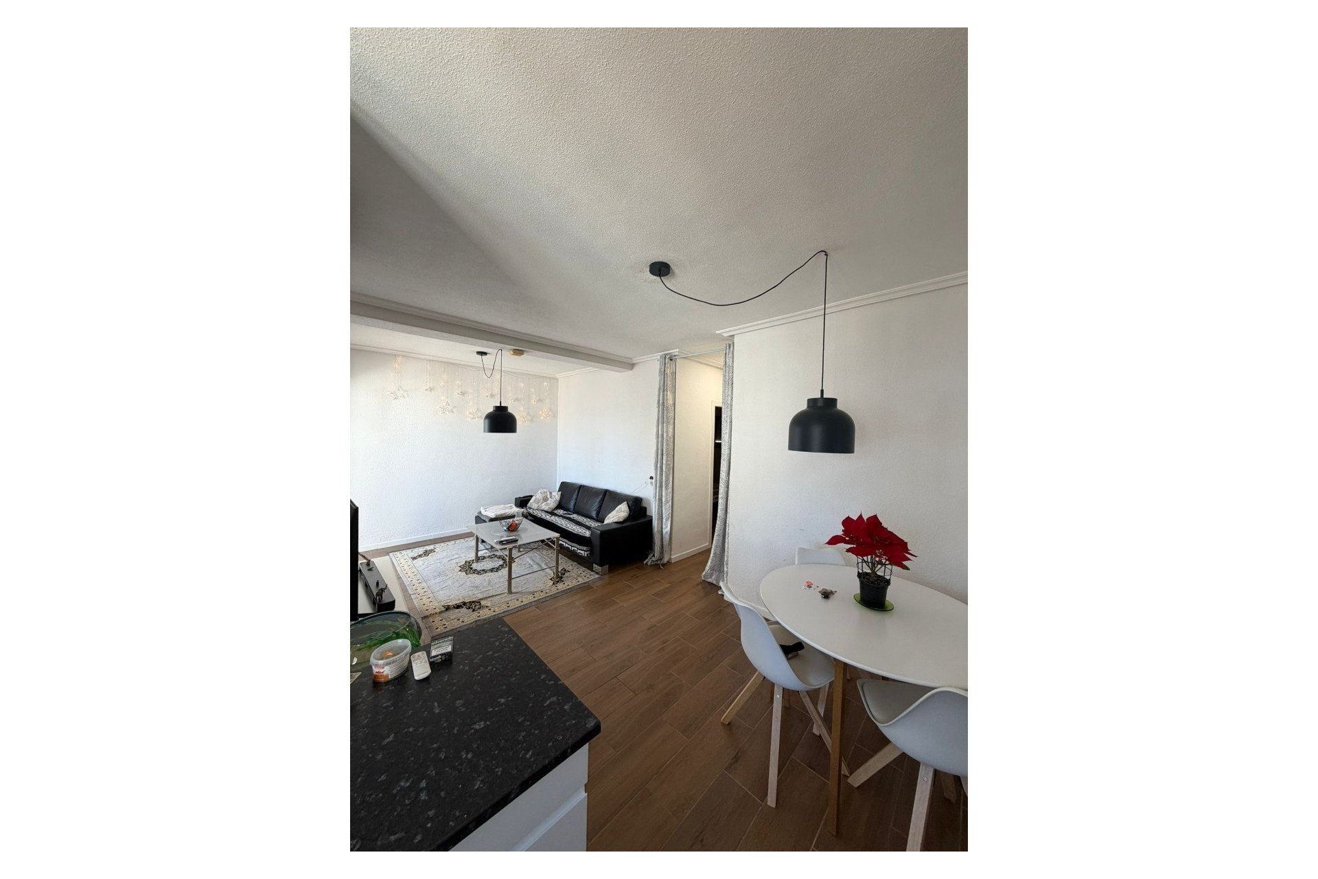 Rynek wtórny - Apartament / Duplex -
Orihuela Costa - Punta Prima