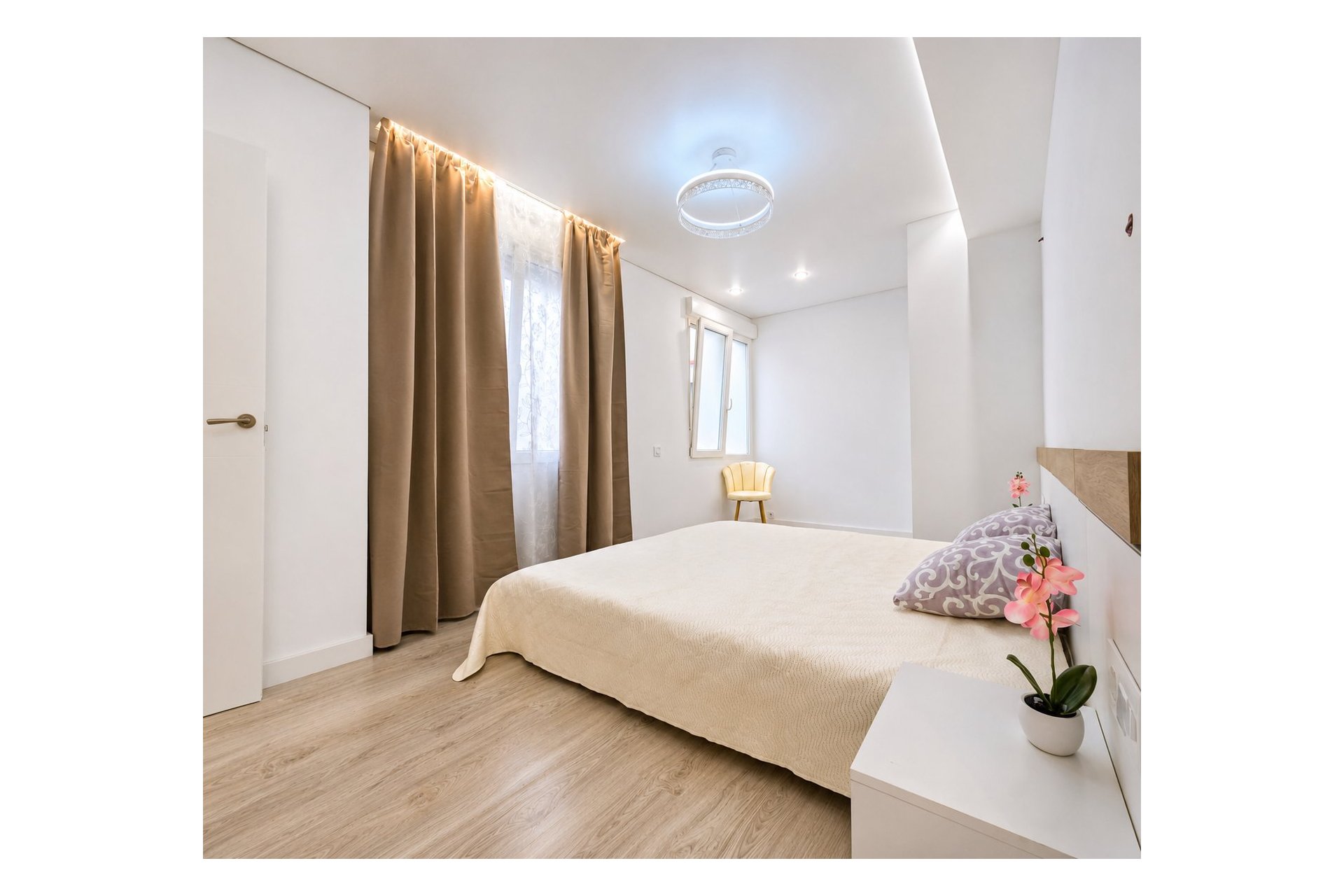Rynek wtórny - Apartament / Duplex -
Torrevieja - Playa Acequion