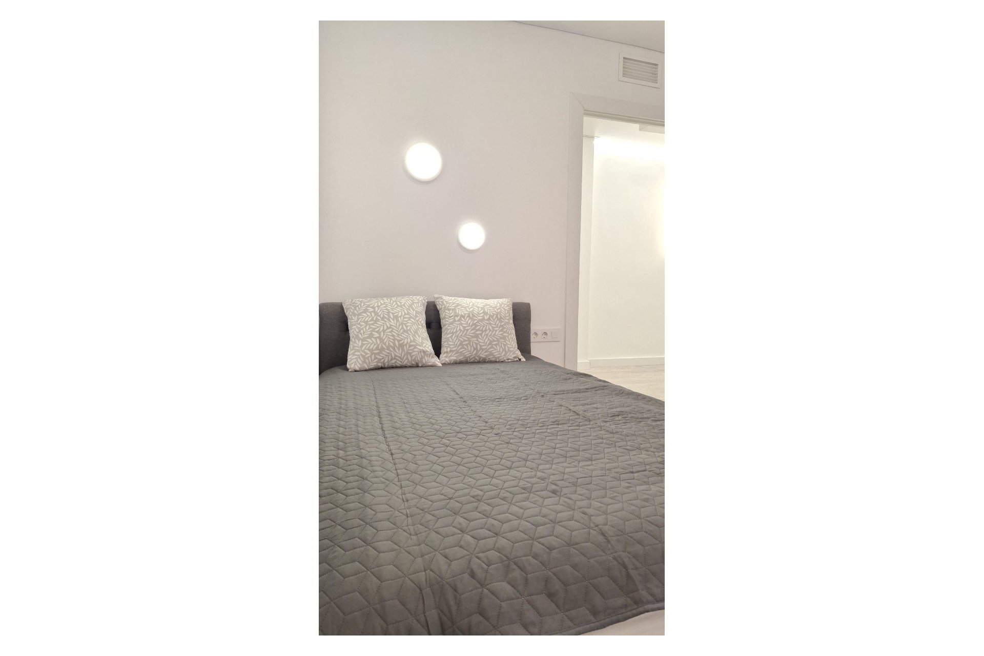 Rynek wtórny - Apartament / Duplex -
Torrevieja - Playa Acequion