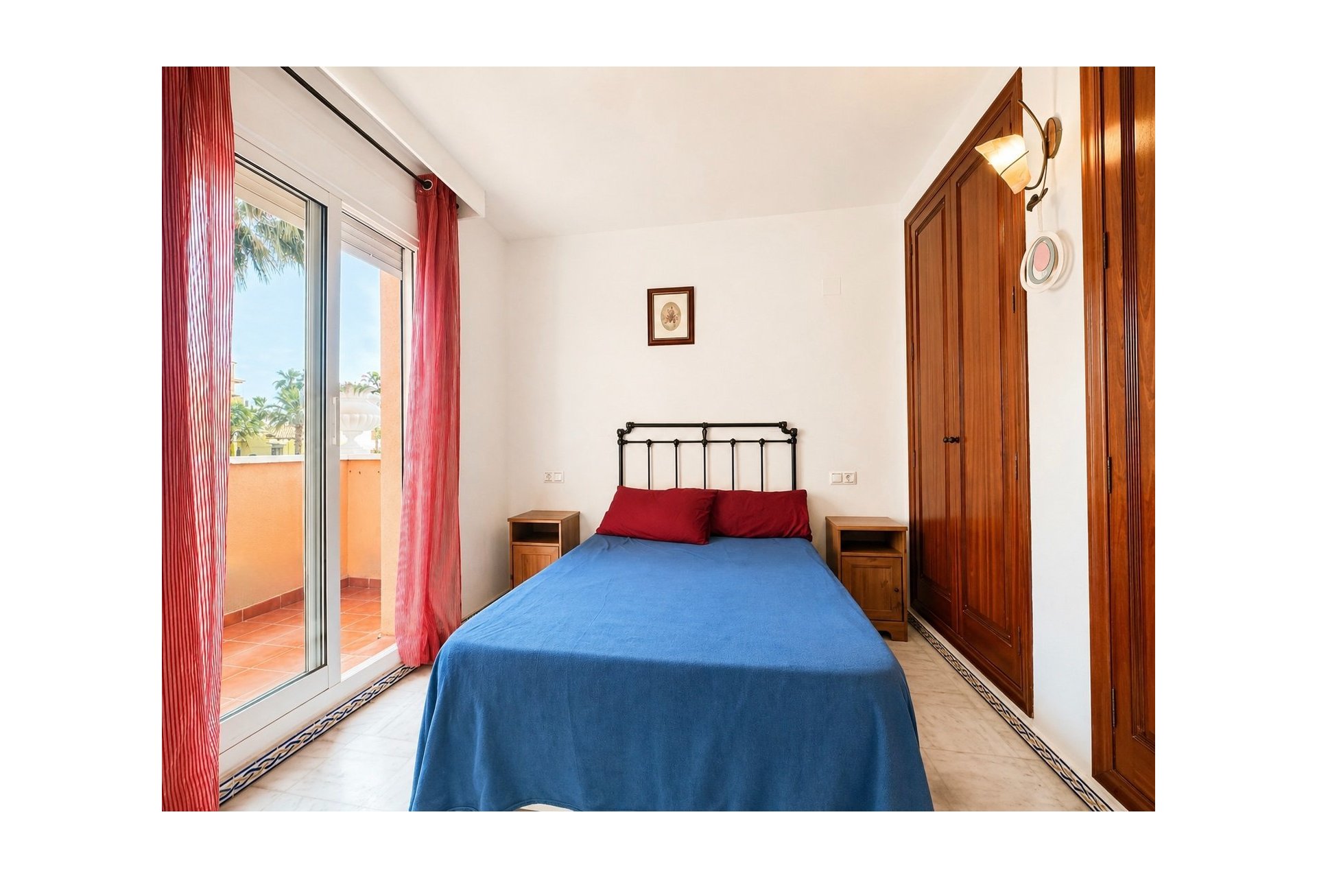 Rynek wtórny - Apartament / Duplex -
Torrevieja - Playa de los Locos