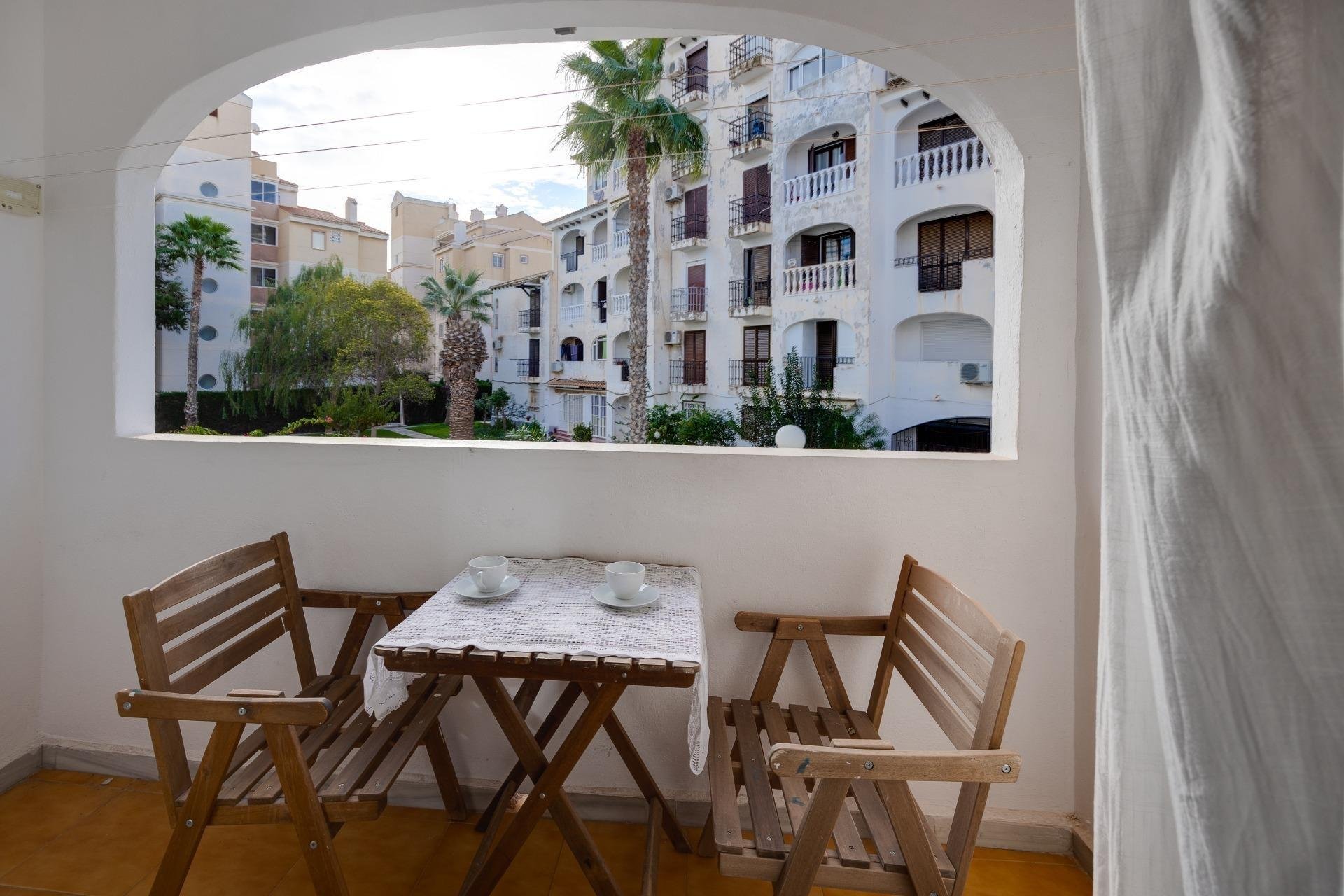 Rynek wtórny - Ático Dúplex -
Torrevieja - Calas blanca