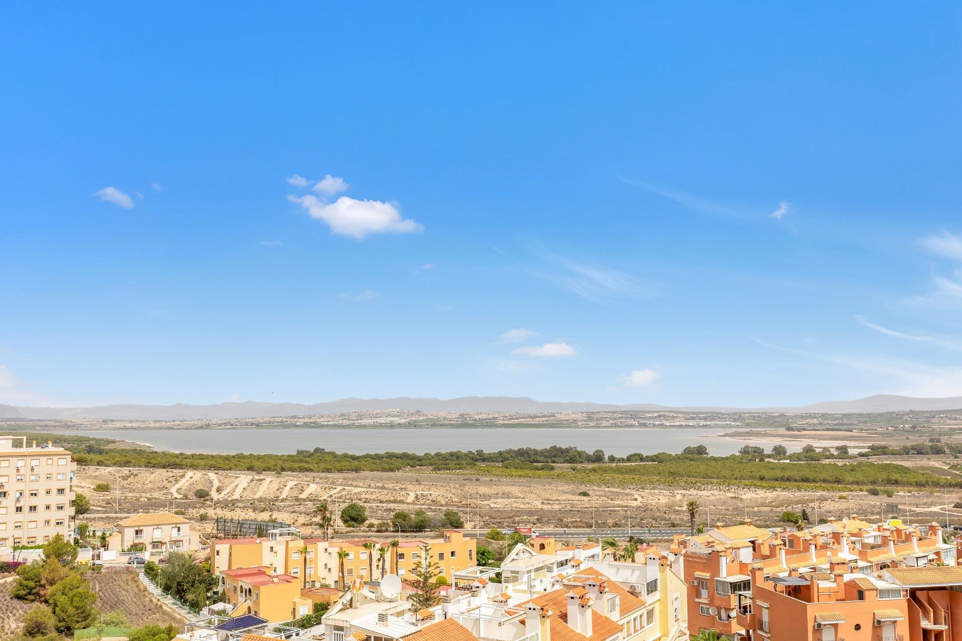 Rynek wtórny - Ático Dúplex -
Torrevieja - Torre la mata