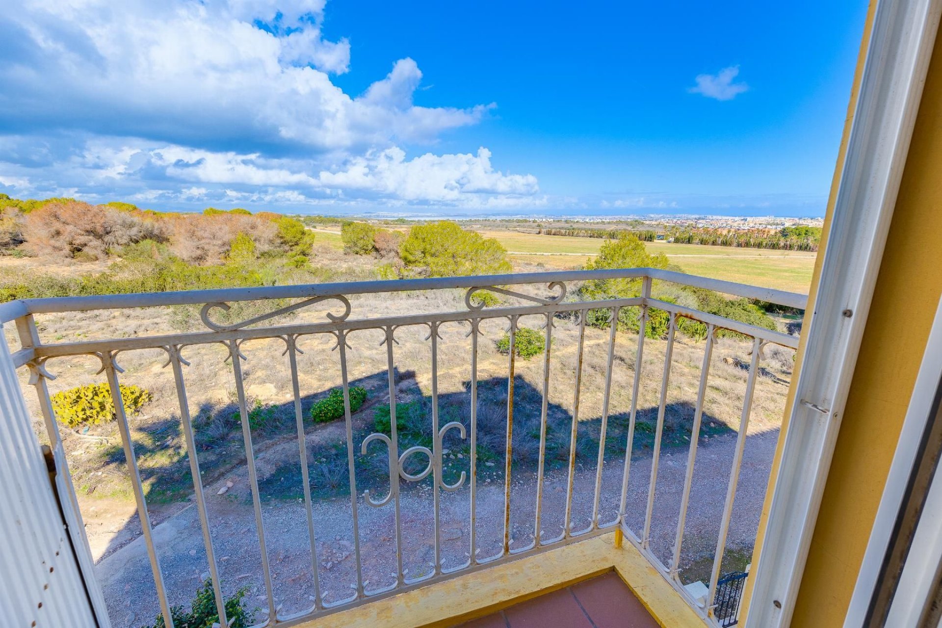 Rynek wtórny - Bungalow -
Orihuela Costa - Villamartín