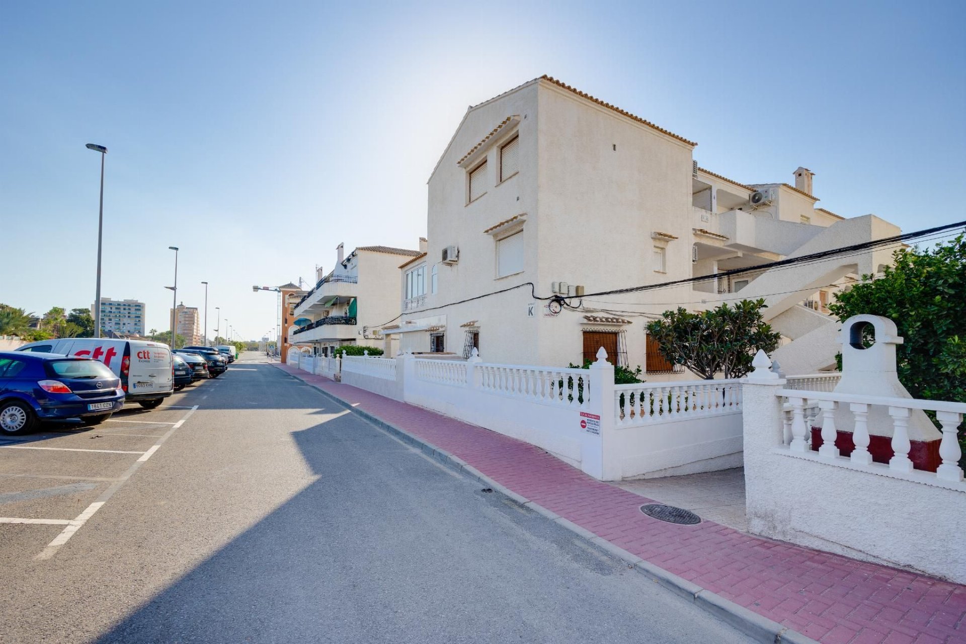 Rynek wtórny - Bungalow -
Torrevieja - La Veleta