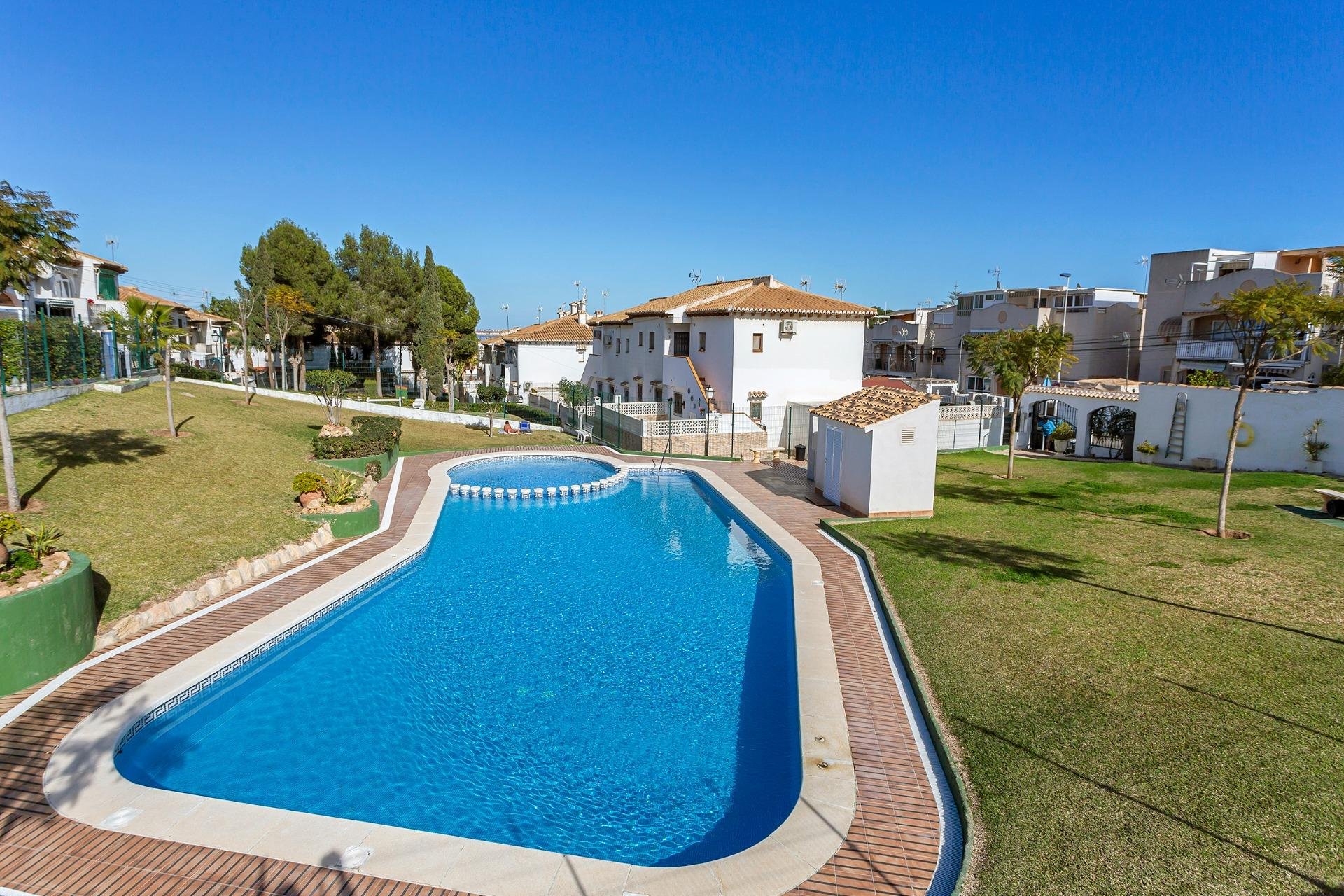 Rynek wtórny - Bungalow -
Torrevieja - Lago jardin