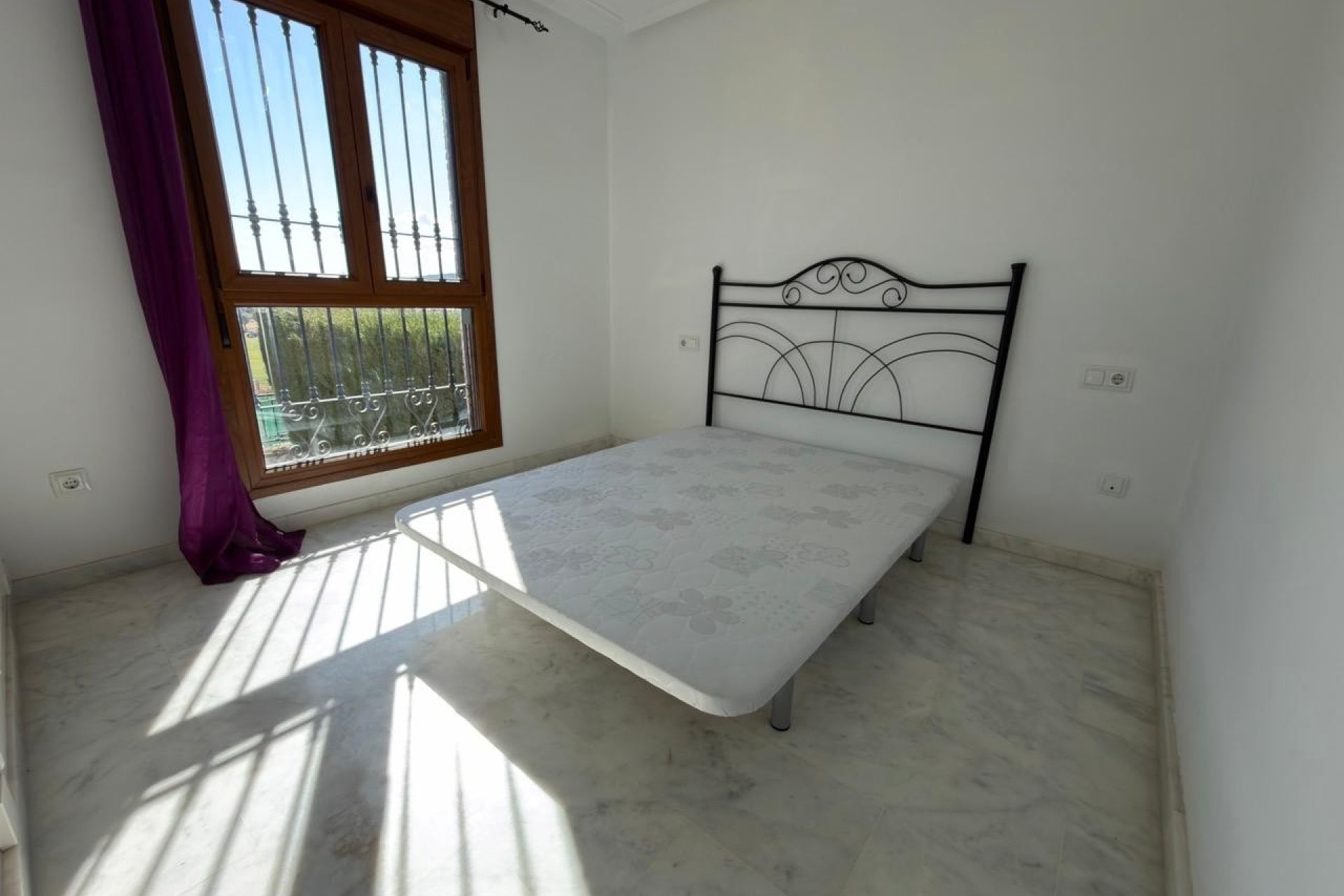 Rynek wtórny - Bungalowy -
Algorfa - La Finca Golf Resort