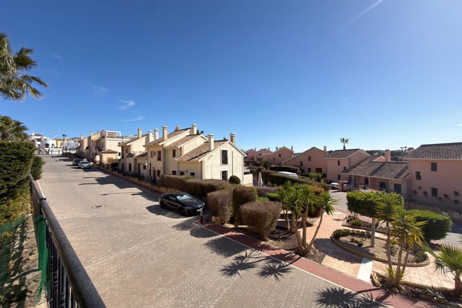 Rynek wtórny - Bungalowy -
Algorfa - La Finca Golf Resort