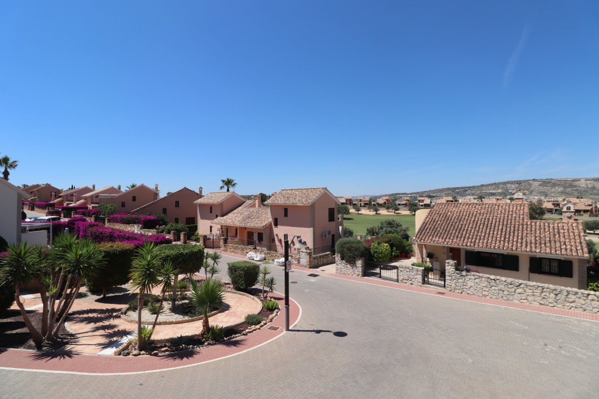 Rynek wtórny - Bungalowy -
Algorfa - La Finca Golf Resort