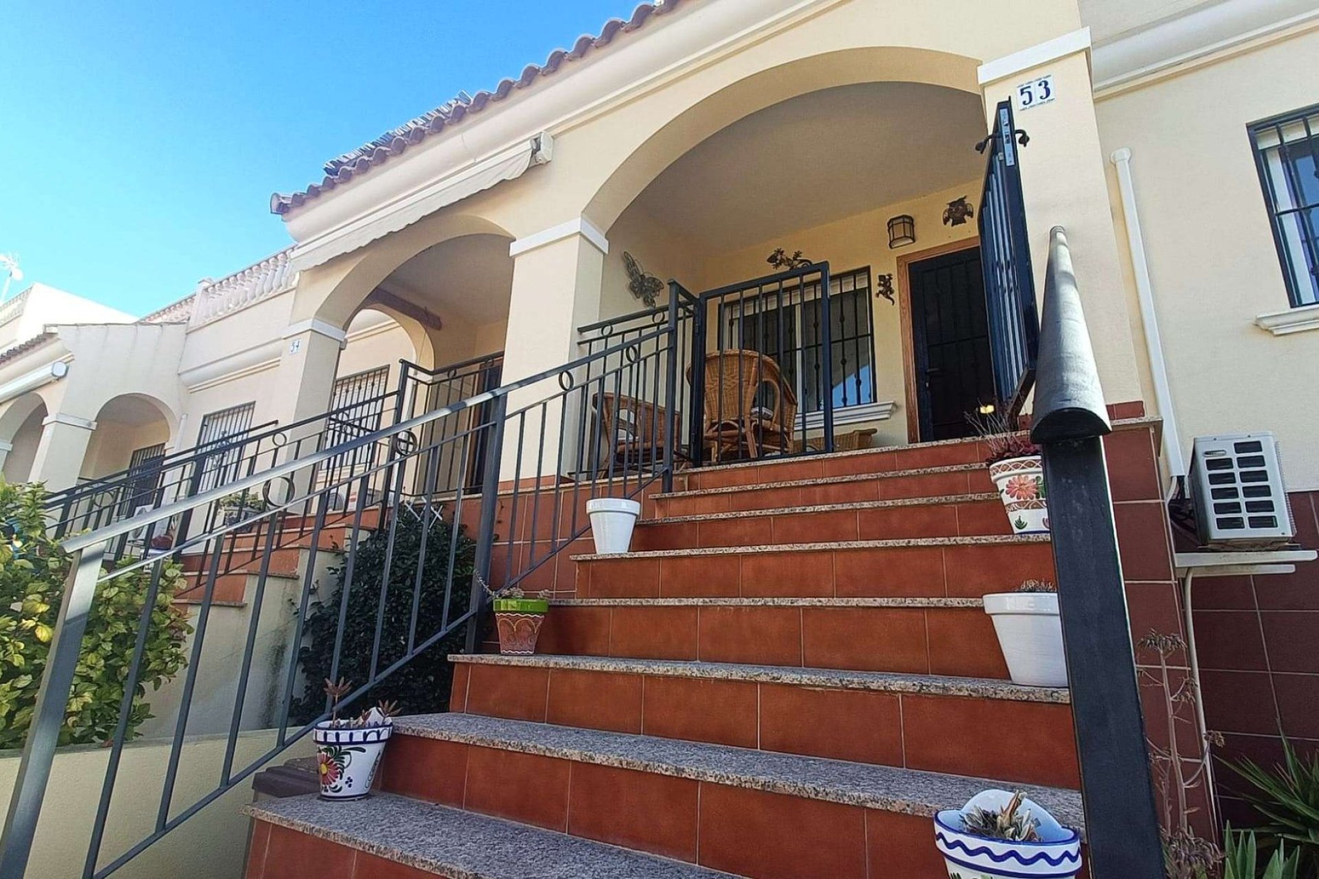 Rynek wtórny - Bungalowy -
Algorfa - Montemar