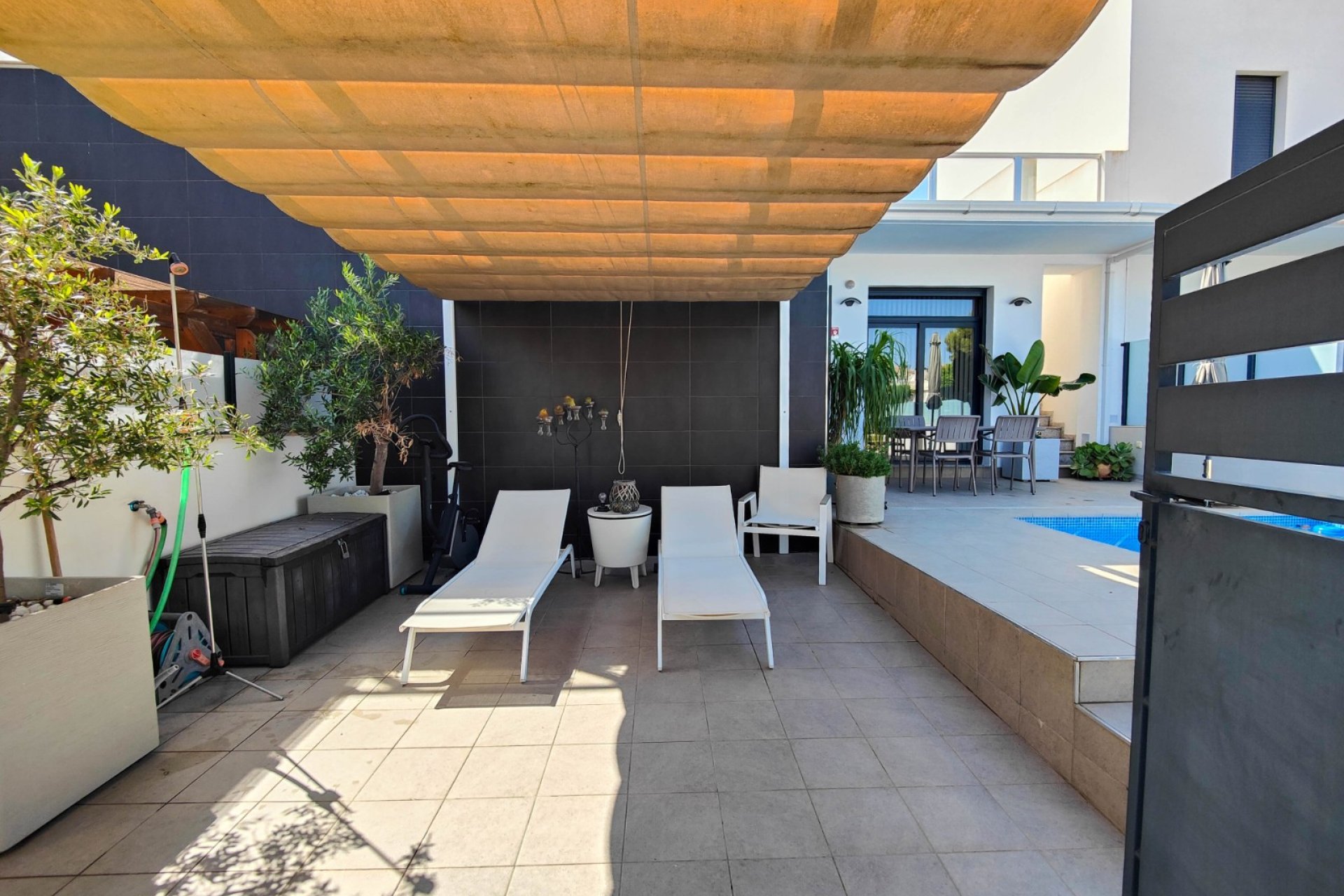 Rynek wtórny - Bungalowy -
Formentera del Segura - Formentera - Village