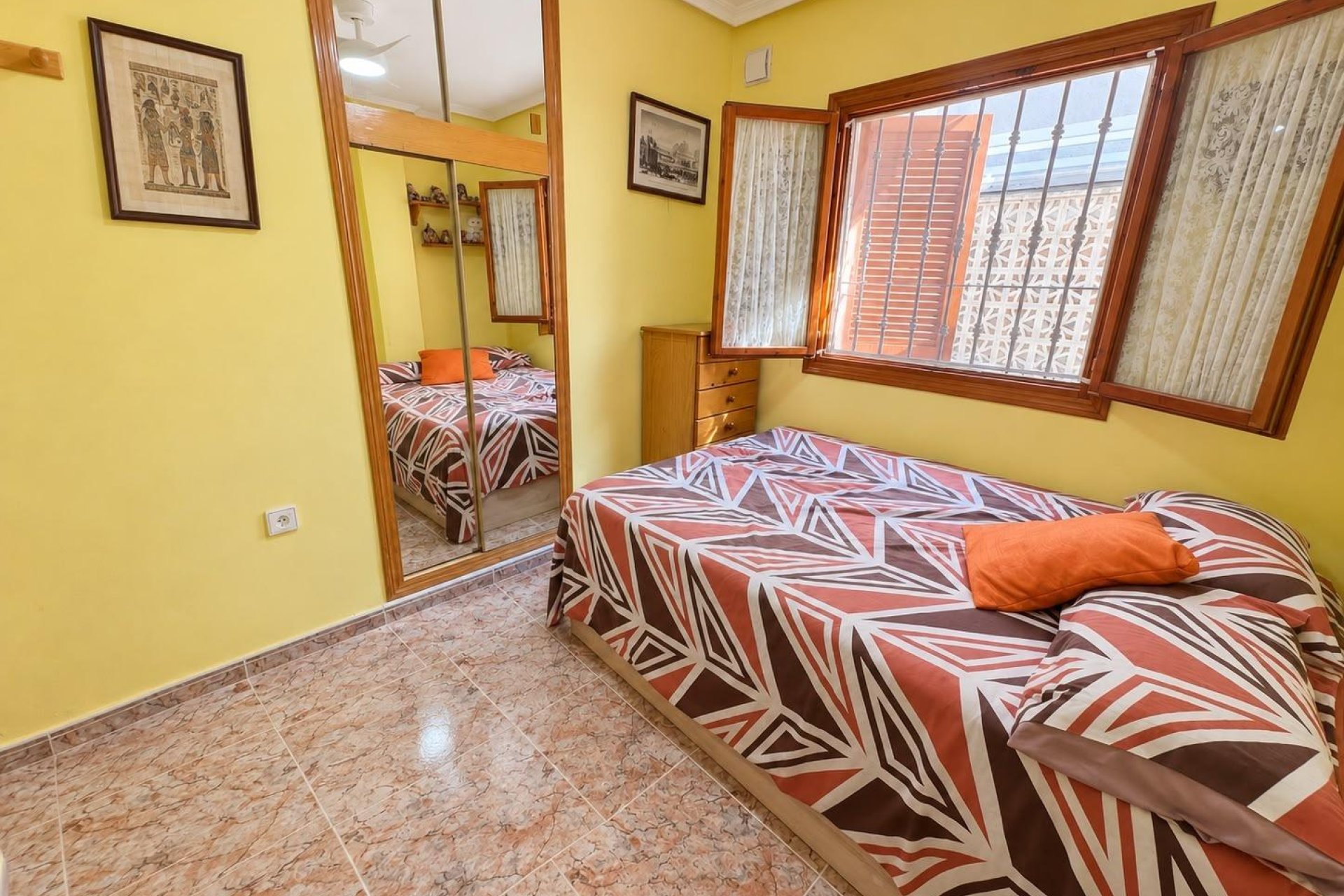 Rynek wtórny - Bungalowy -
Guardamar del Segura - El moncayo
