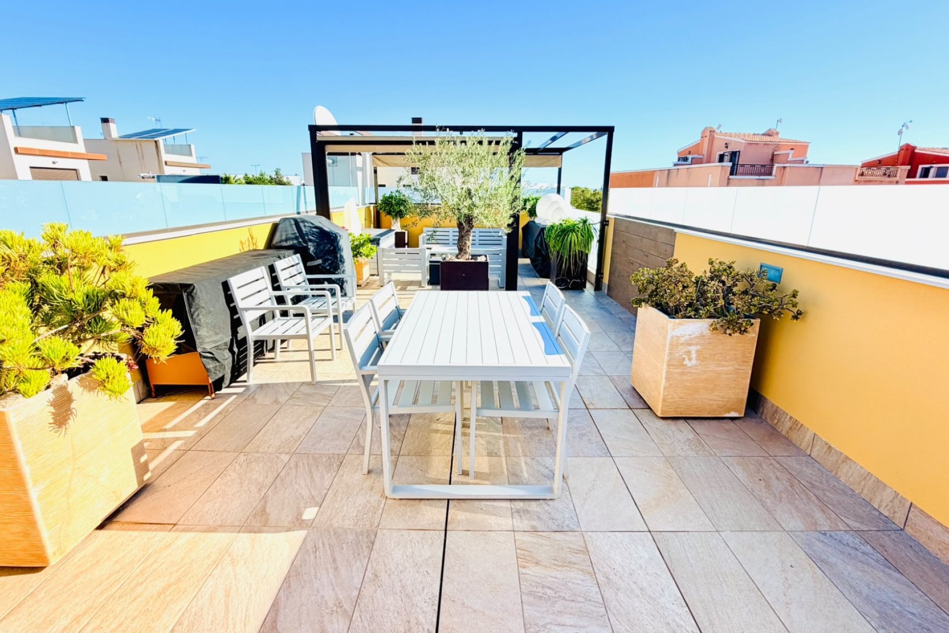 Rynek wtórny - Bungalowy -
Los Montesinos - La Herrada
