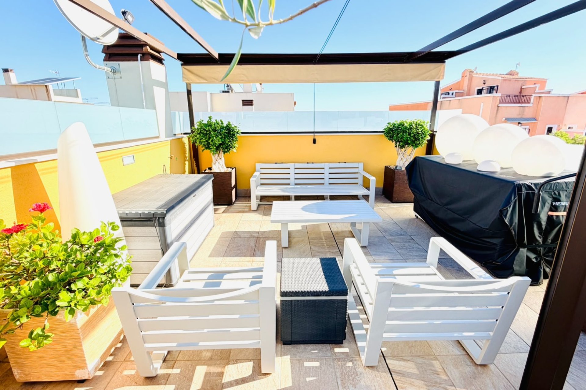 Rynek wtórny - Bungalowy -
Los Montesinos - La Herrada
