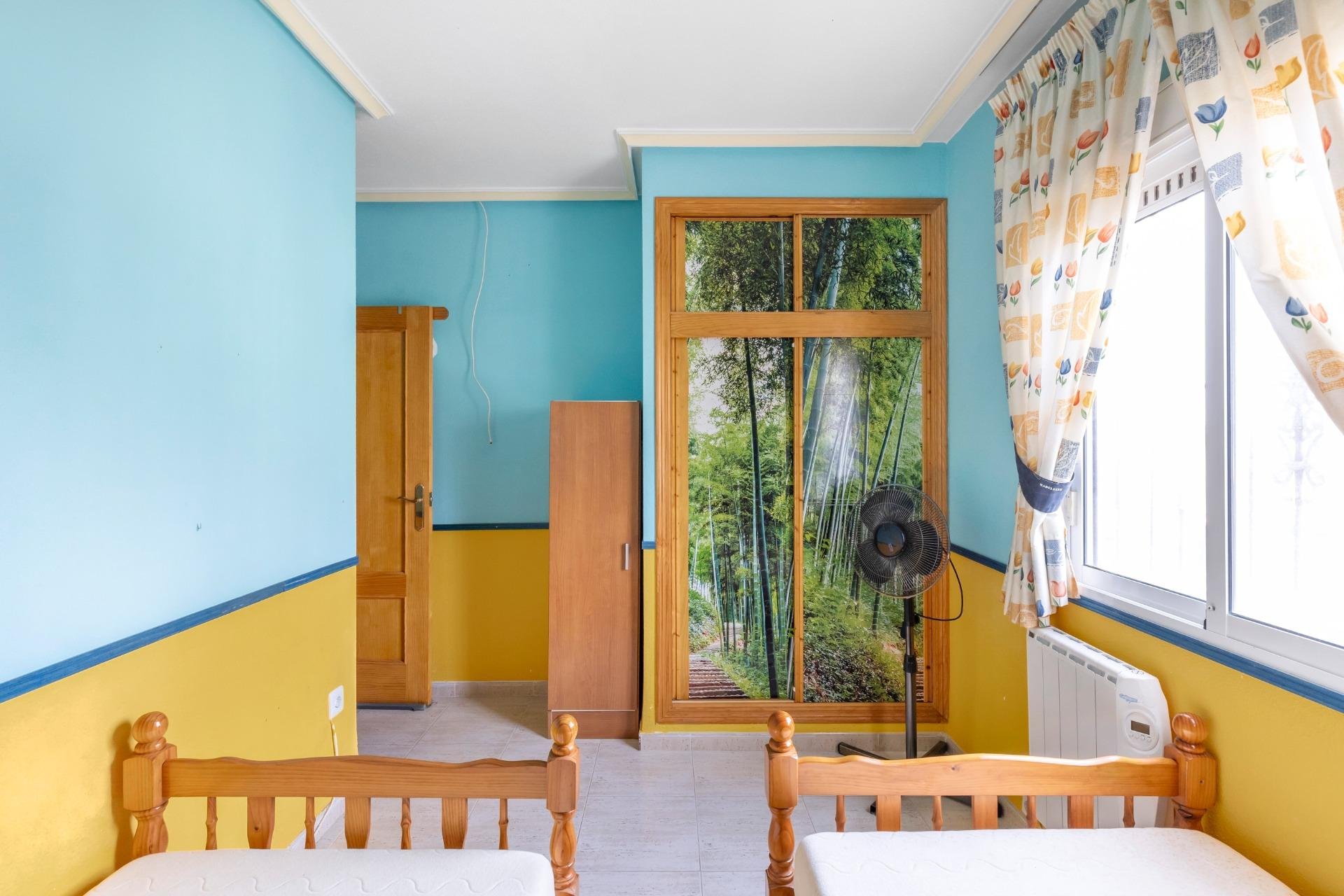 Rynek wtórny - Bungalowy -
Orihuela Costa - La Florida