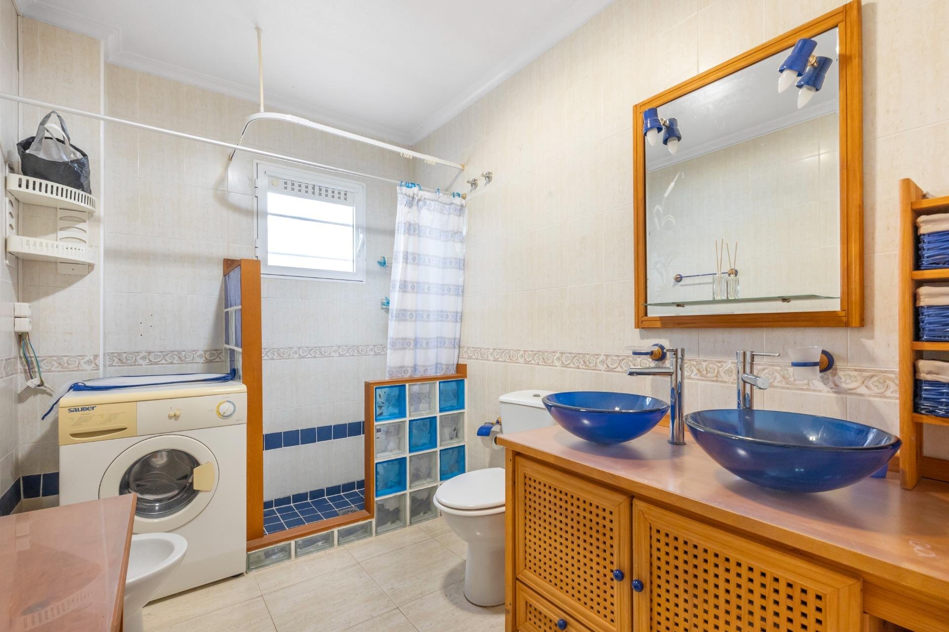 Rynek wtórny - Bungalowy -
Orihuela Costa - La Florida