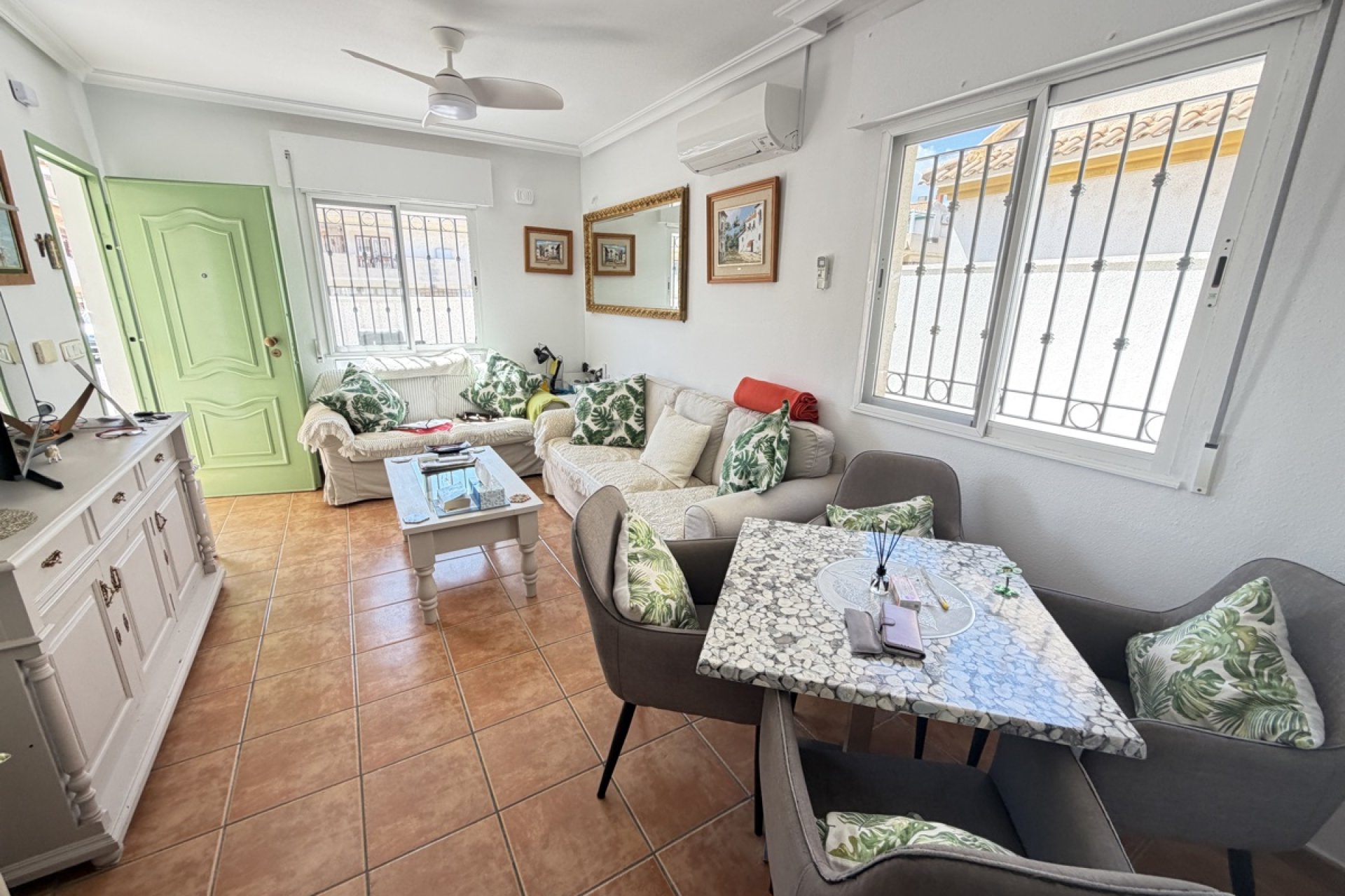 Rynek wtórny - Bungalowy -
Orihuela Costa - La Zenia
