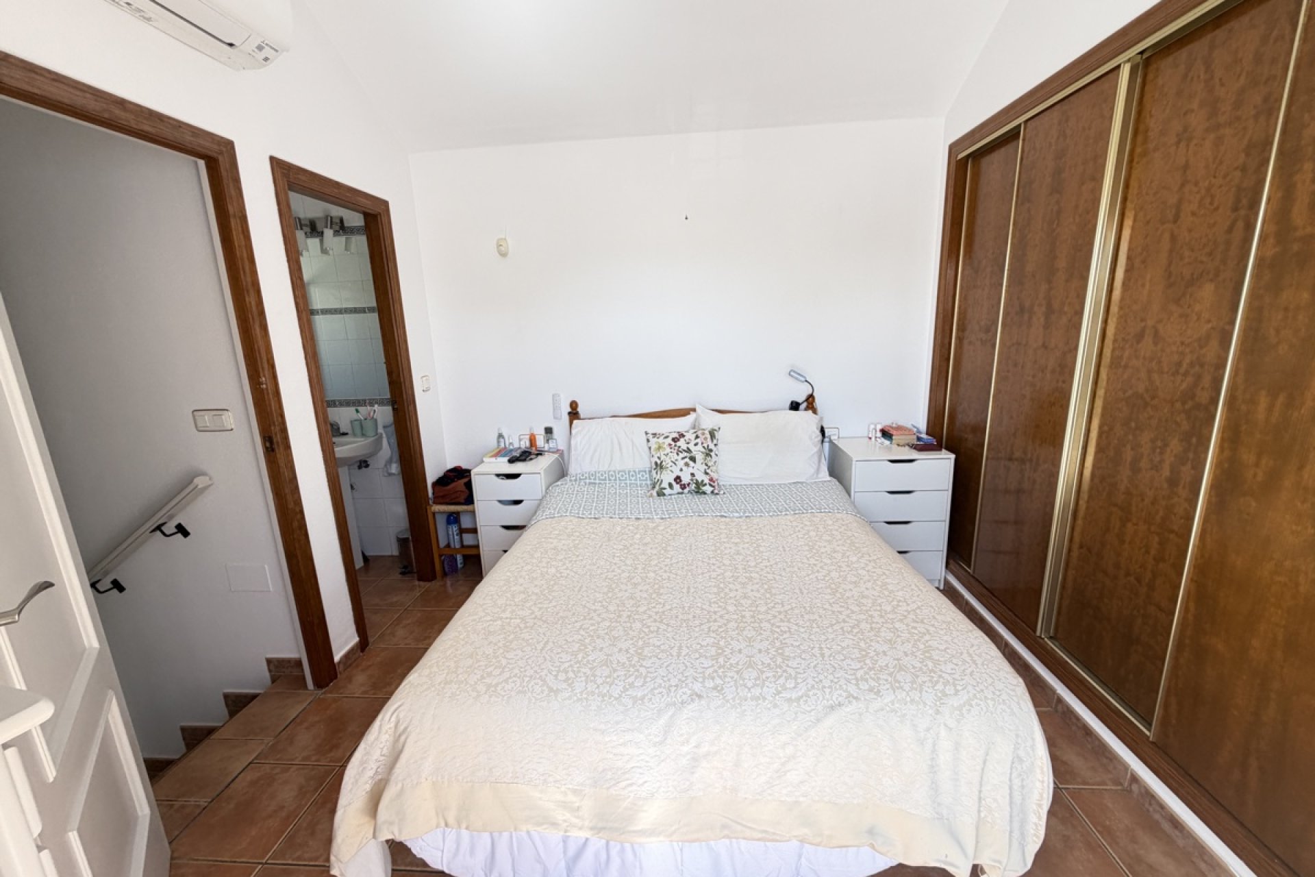 Rynek wtórny - Bungalowy -
Orihuela Costa - La Zenia