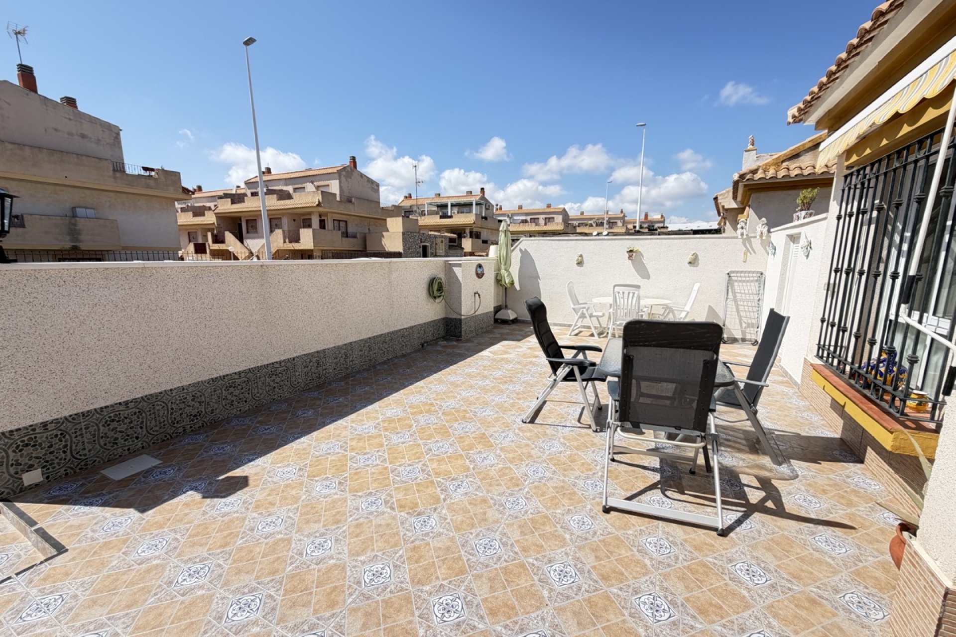 Rynek wtórny - Bungalowy -
Orihuela Costa - La Zenia