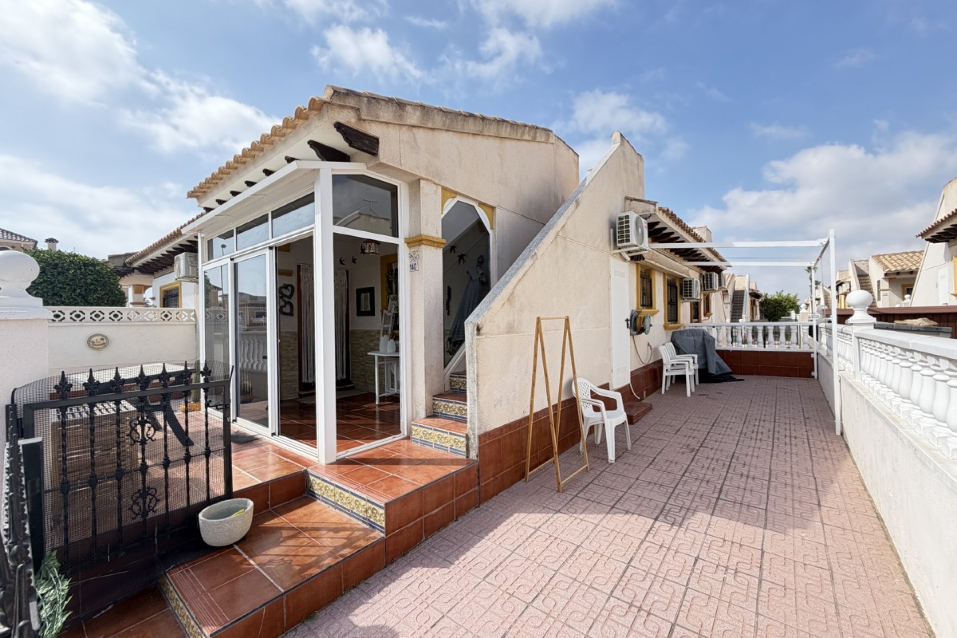 Rynek wtórny - Bungalowy -
Orihuela Costa - La Zenia