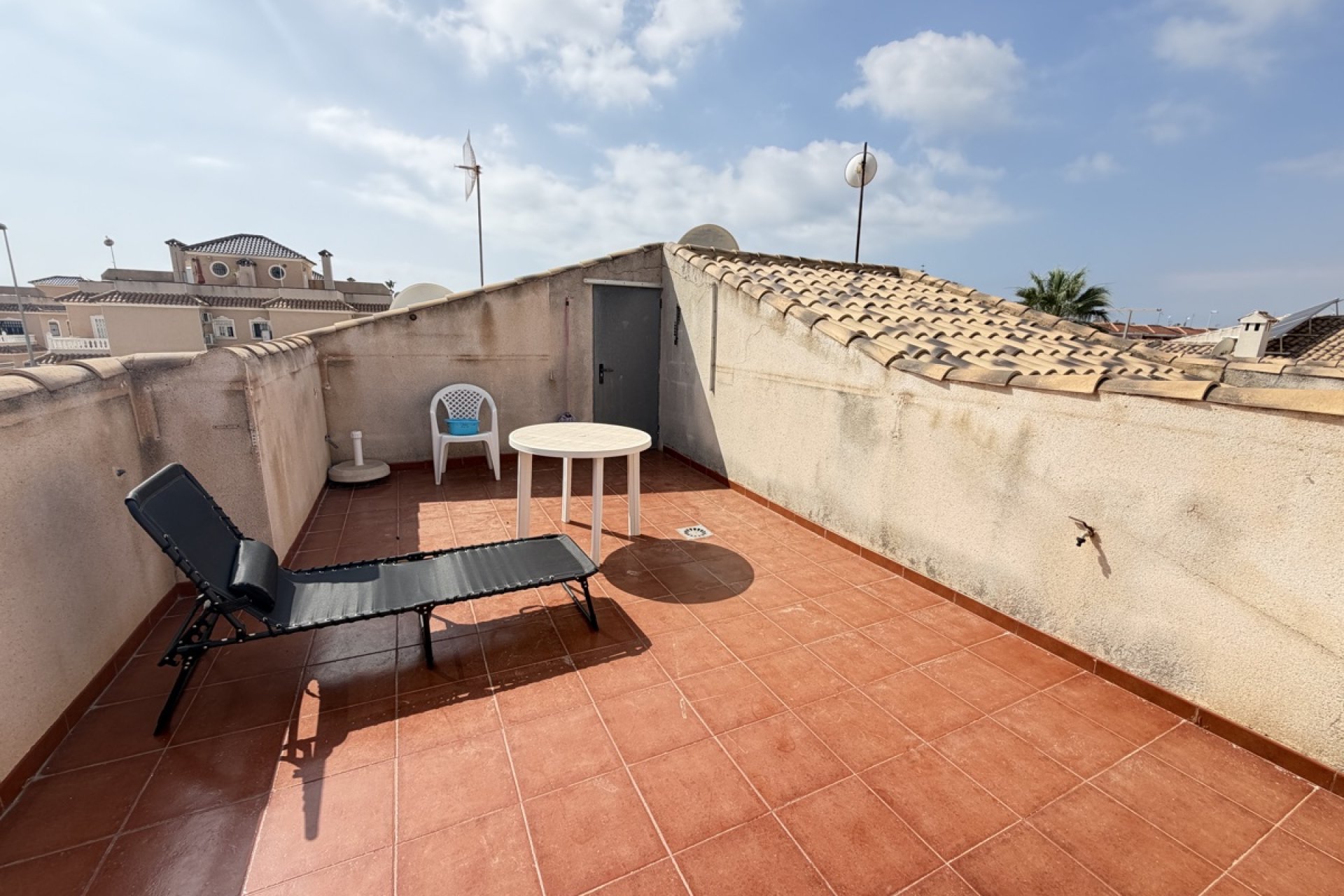 Rynek wtórny - Bungalowy -
Orihuela Costa - La Zenia
