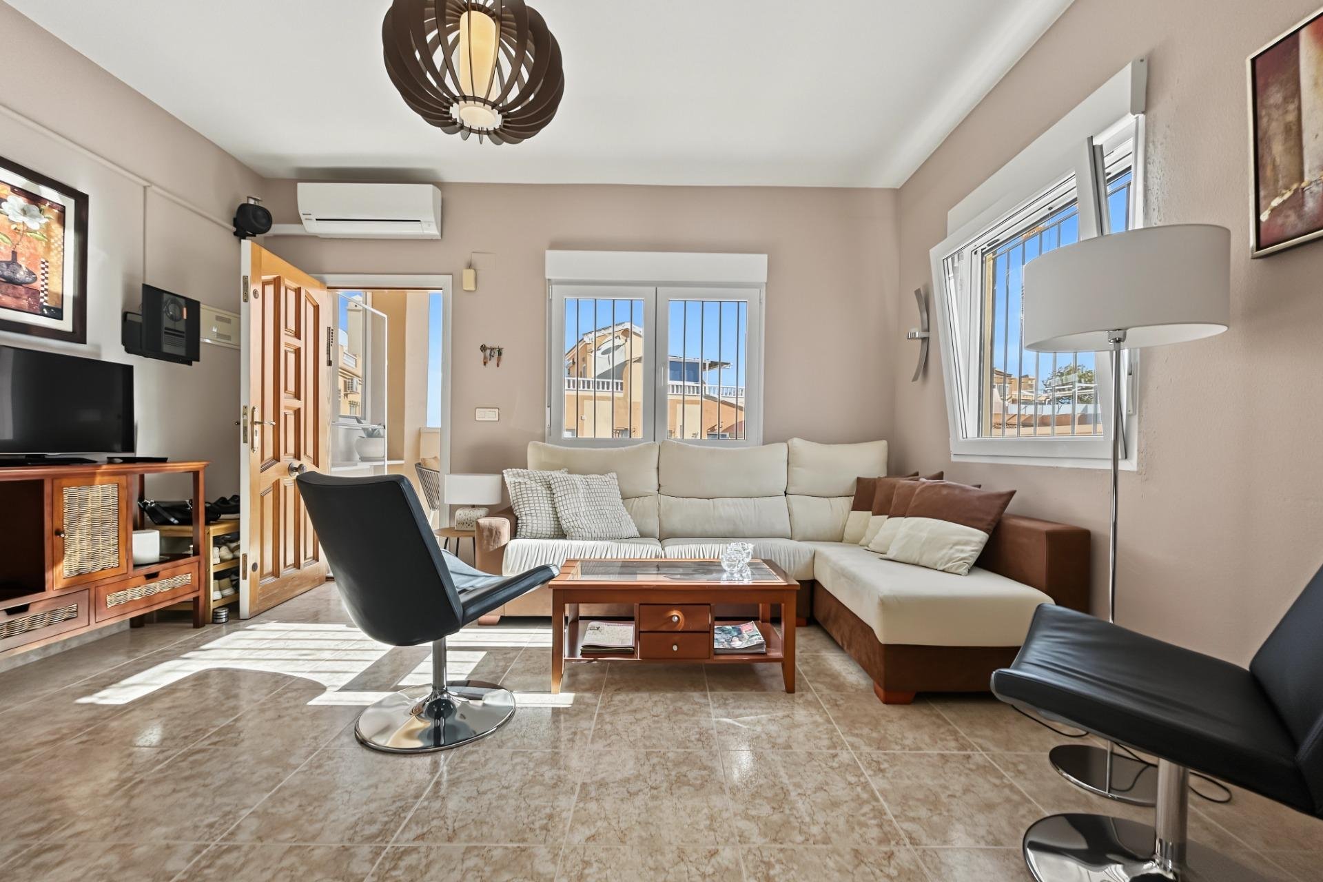 Rynek wtórny - Bungalowy -
Orihuela Costa - Lomas de Don Juan