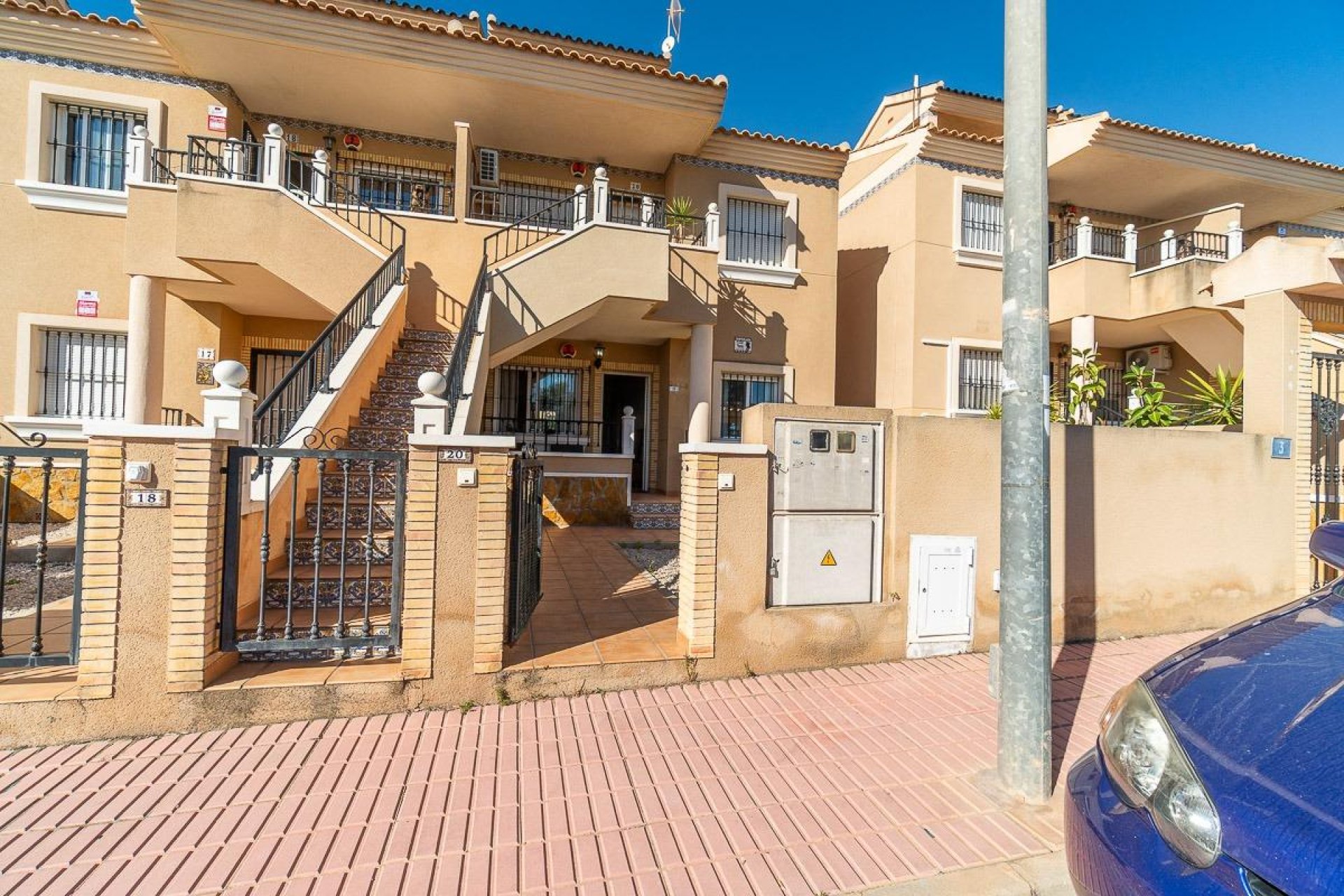 Rynek wtórny - Bungalowy -
Orihuela Costa - Villamartin