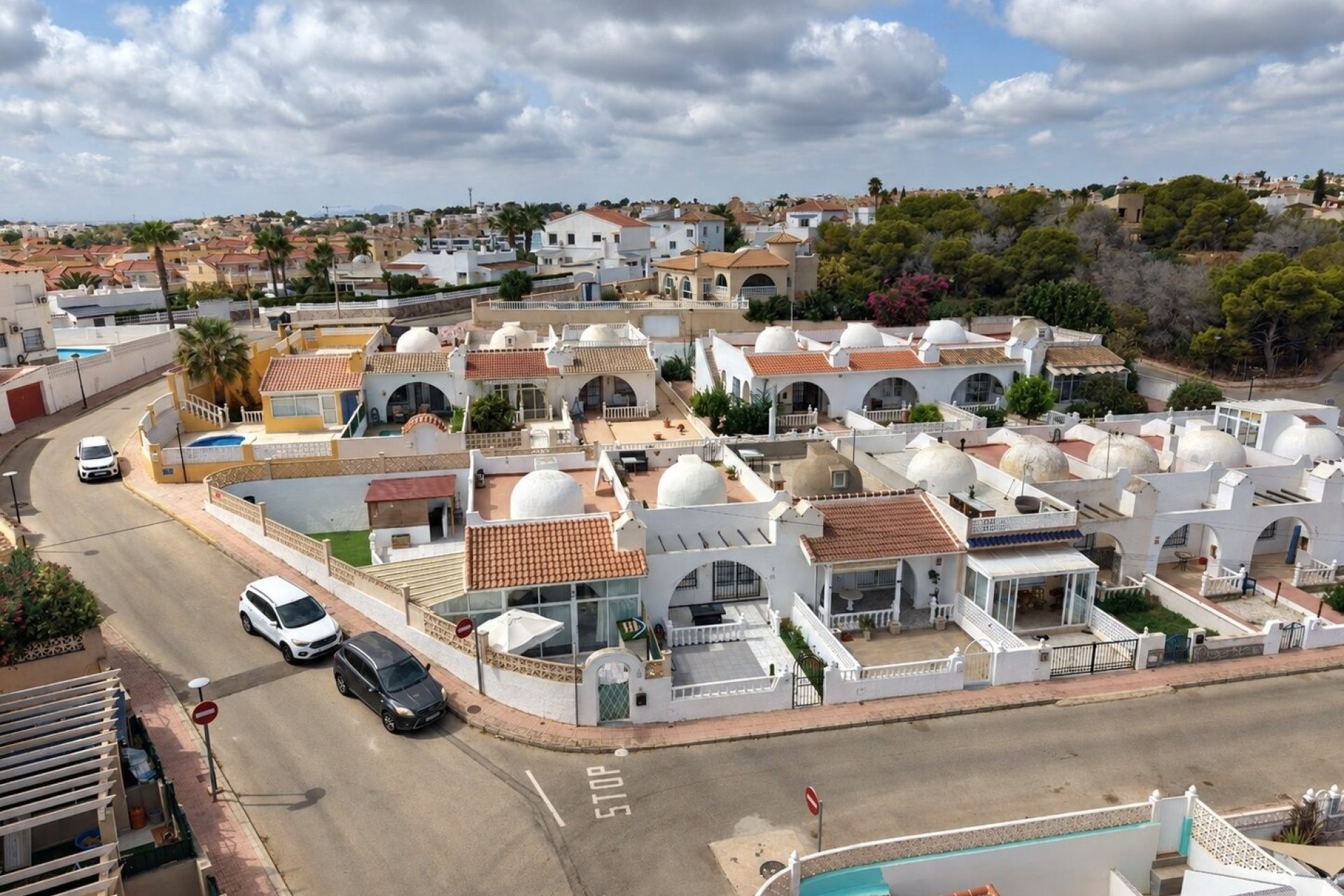 Rynek wtórny - Bungalowy -
Orihuela Costa - Villamartin