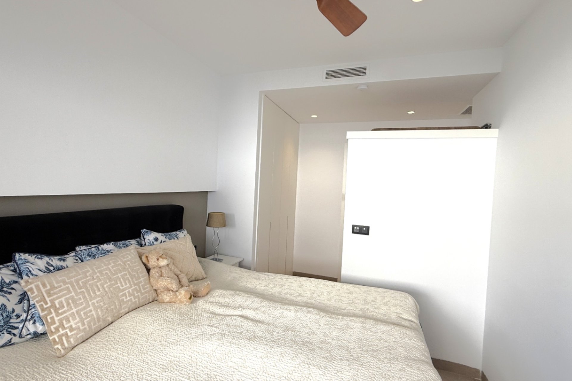 Rynek wtórny - Bungalowy -
Pilar de la Horadada - Costa Blanca Sur