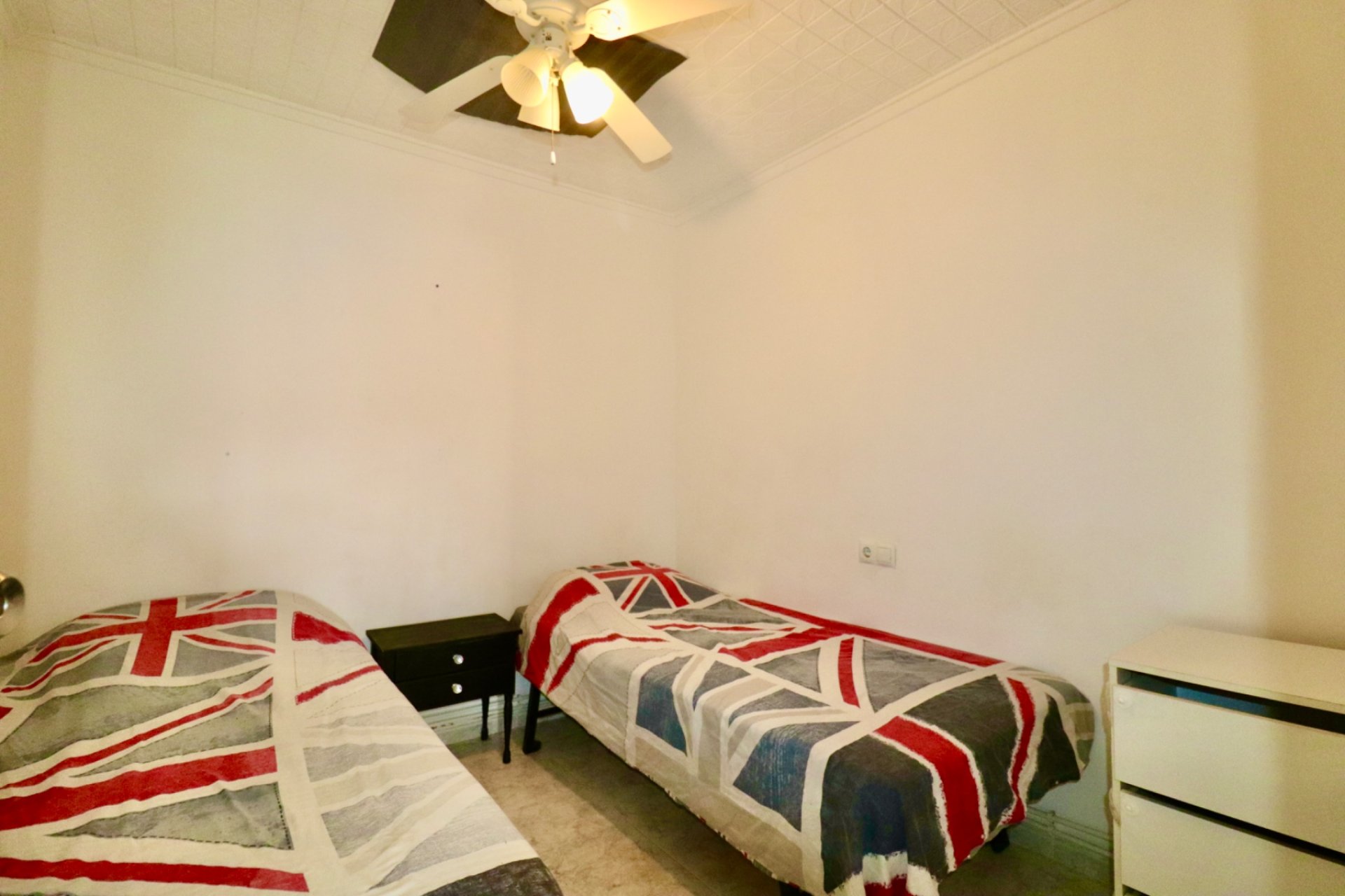 Rynek wtórny - Bungalowy -
Torrevieja - El Chaparral