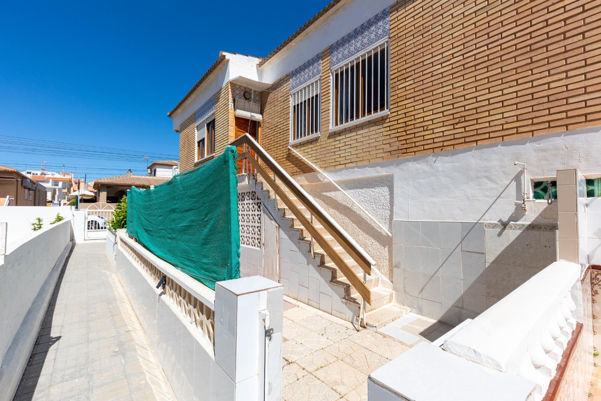 Rynek wtórny - Bungalowy -
Torrevieja - La Mata