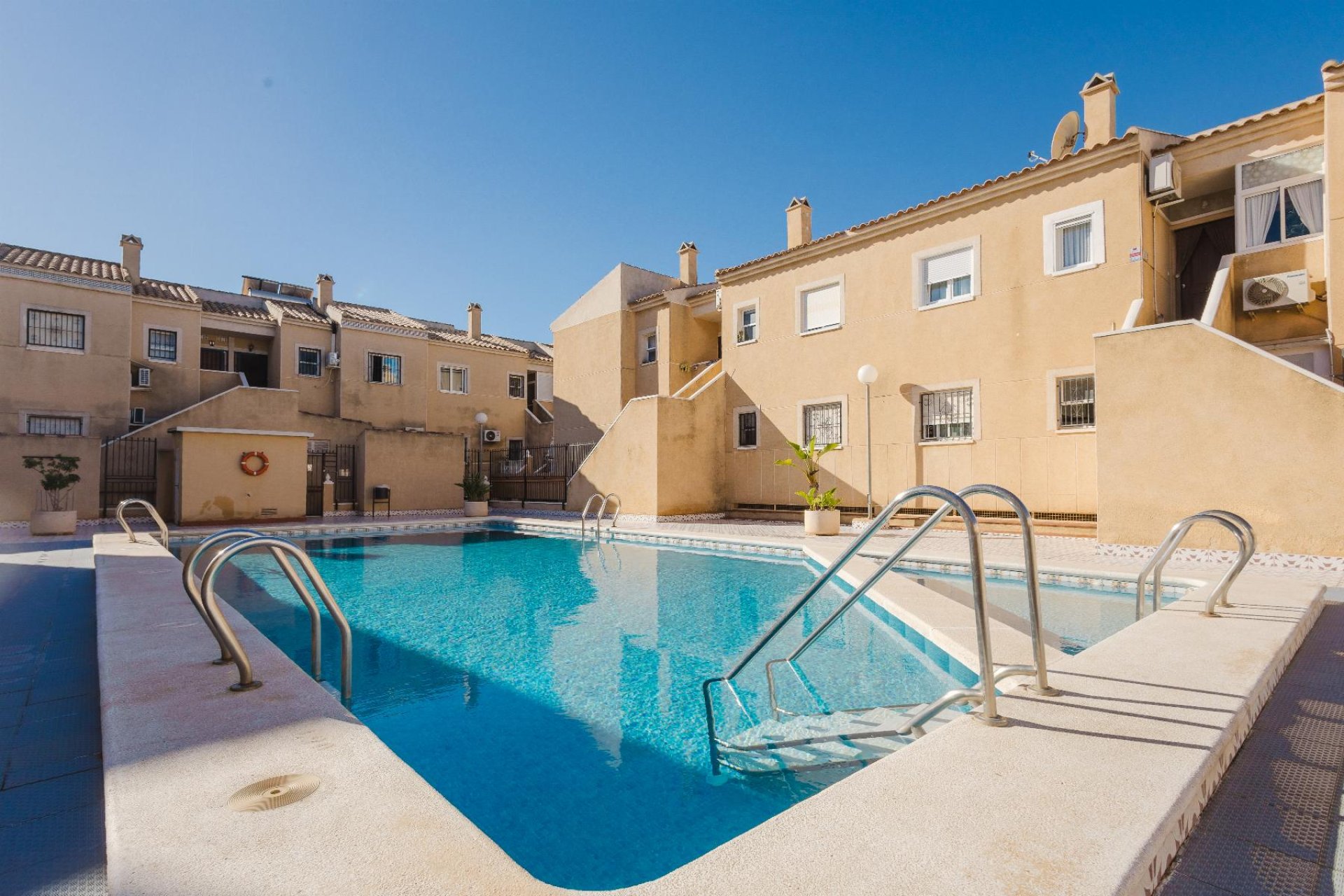 Rynek wtórny - Bungalowy -
Torrevieja - Parque de las Naciones